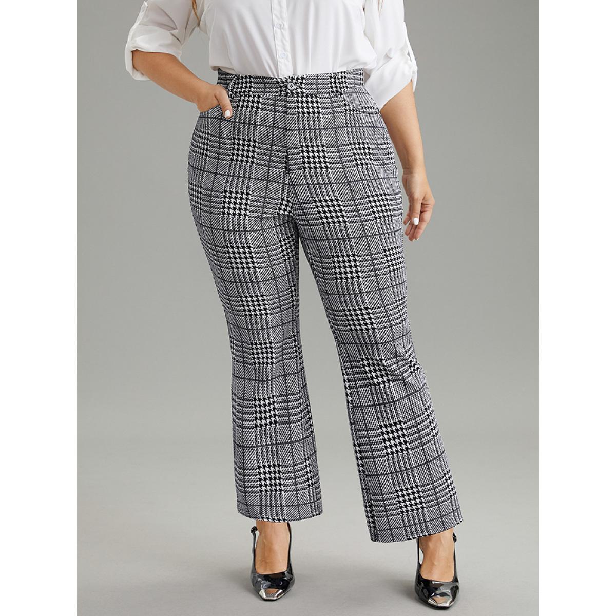 Plus Size Houndstooth Pocket Flare Leg Zipper Fly Pants Women Black Office Flare Leg High Rise Office Pants BloomChic 18-20/2X Product Image