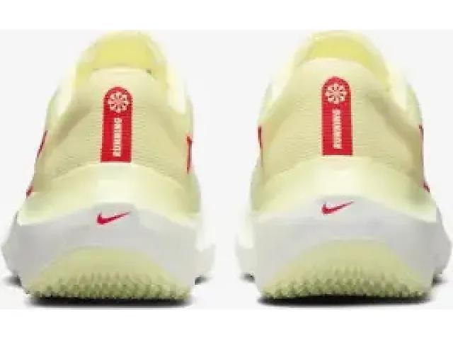 Women's | Nike Zoom Fly 5 Product Image