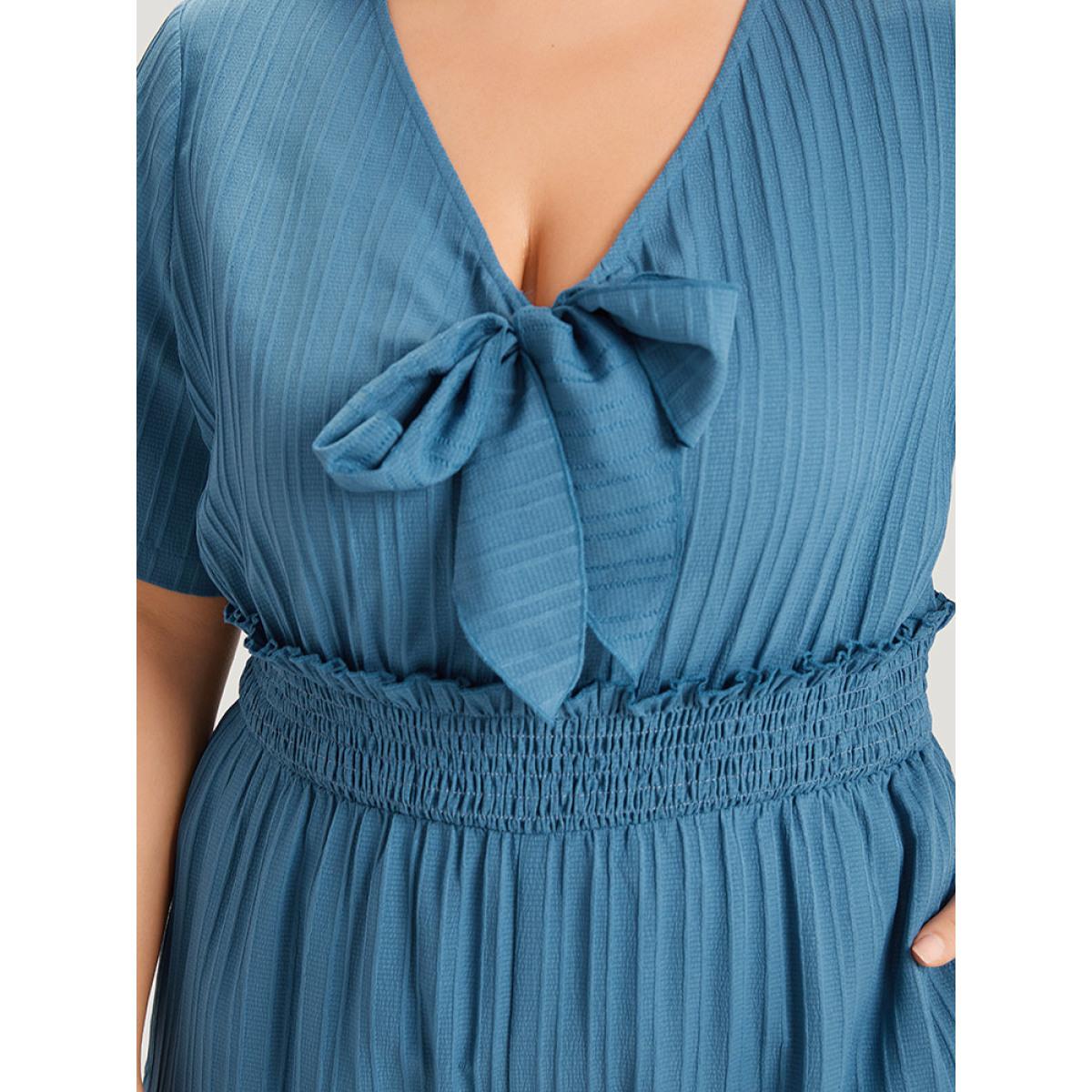 Plus Size Cerulean Textured Bowknot V Neck Shirred Pocket Jumpsuit Women Elegant Half Sleeve V-neck Dailywear Loose Jumpsuits BloomChic 30/6X Product Image