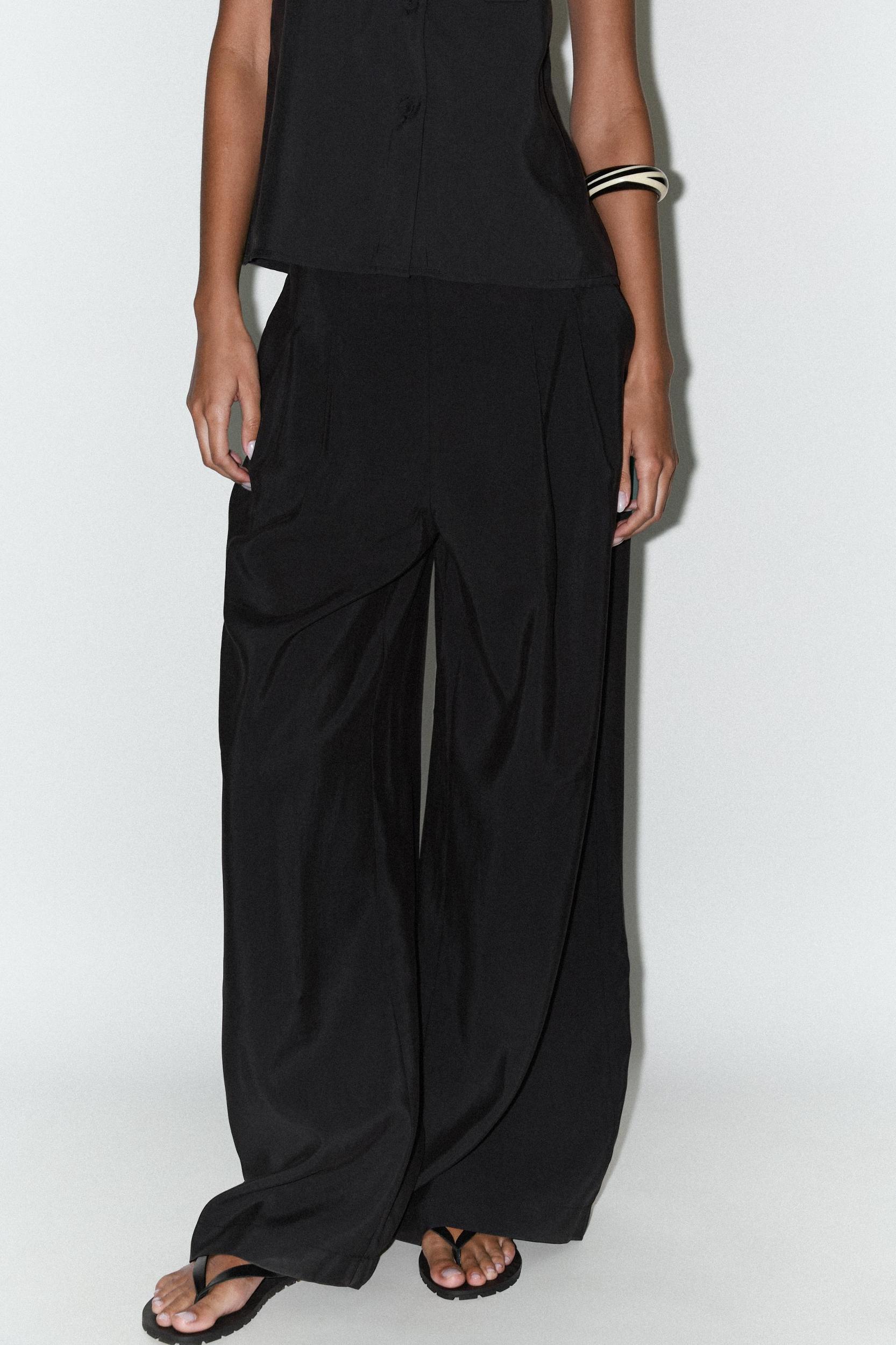 FLOWY PALAZZO PANTS Product Image