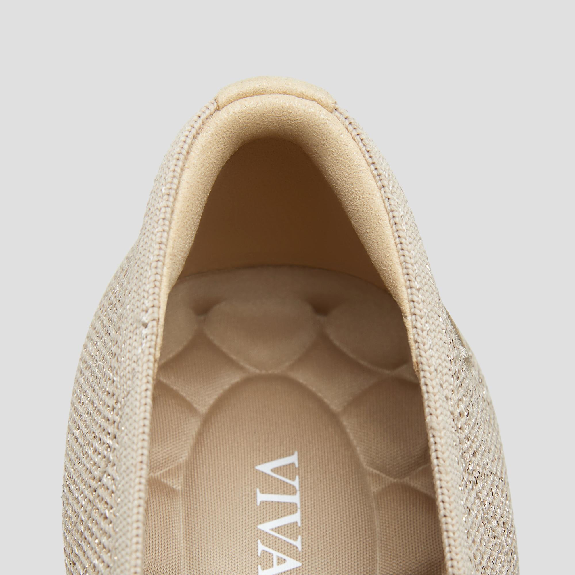 Pointed-Toe Bow Kitten Heels (Sasha) Product Image