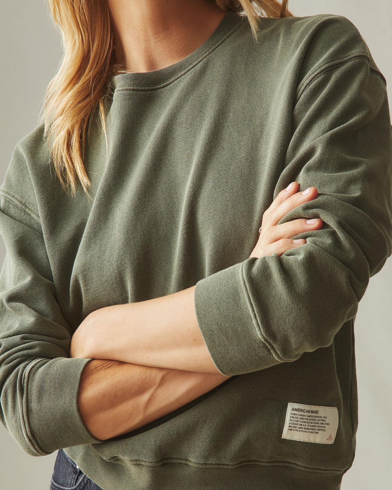 Women's Vintage Wash Relaxed French Terry Crew - Olive Female Product Image