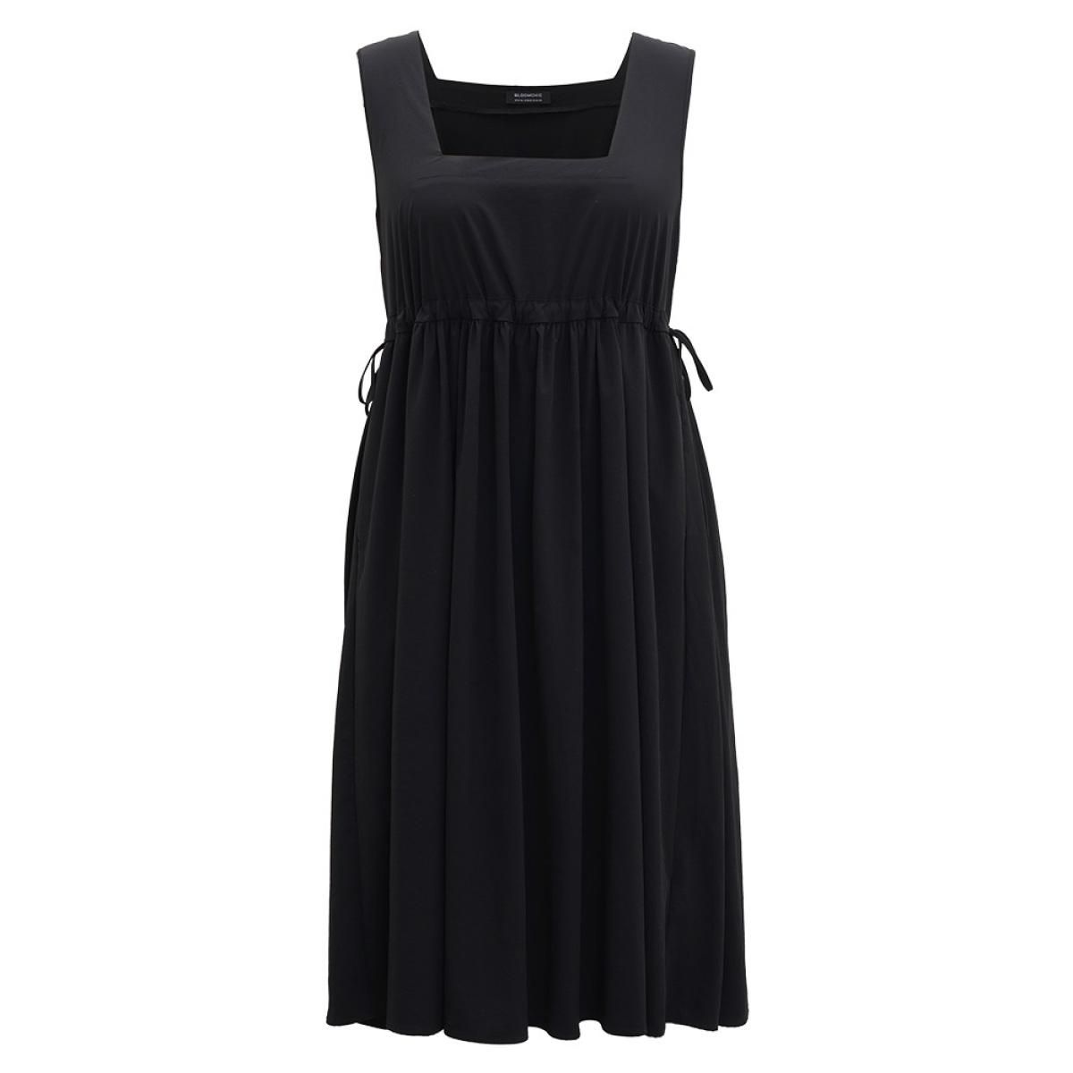 Plus Size Solid Pocket Drawstring Gathered Sleeveless Dress Black Women Casual Plain Spaghetti Strap Sleeveless Curvy Midi Dress BloomChic 22-24/3X Product Image