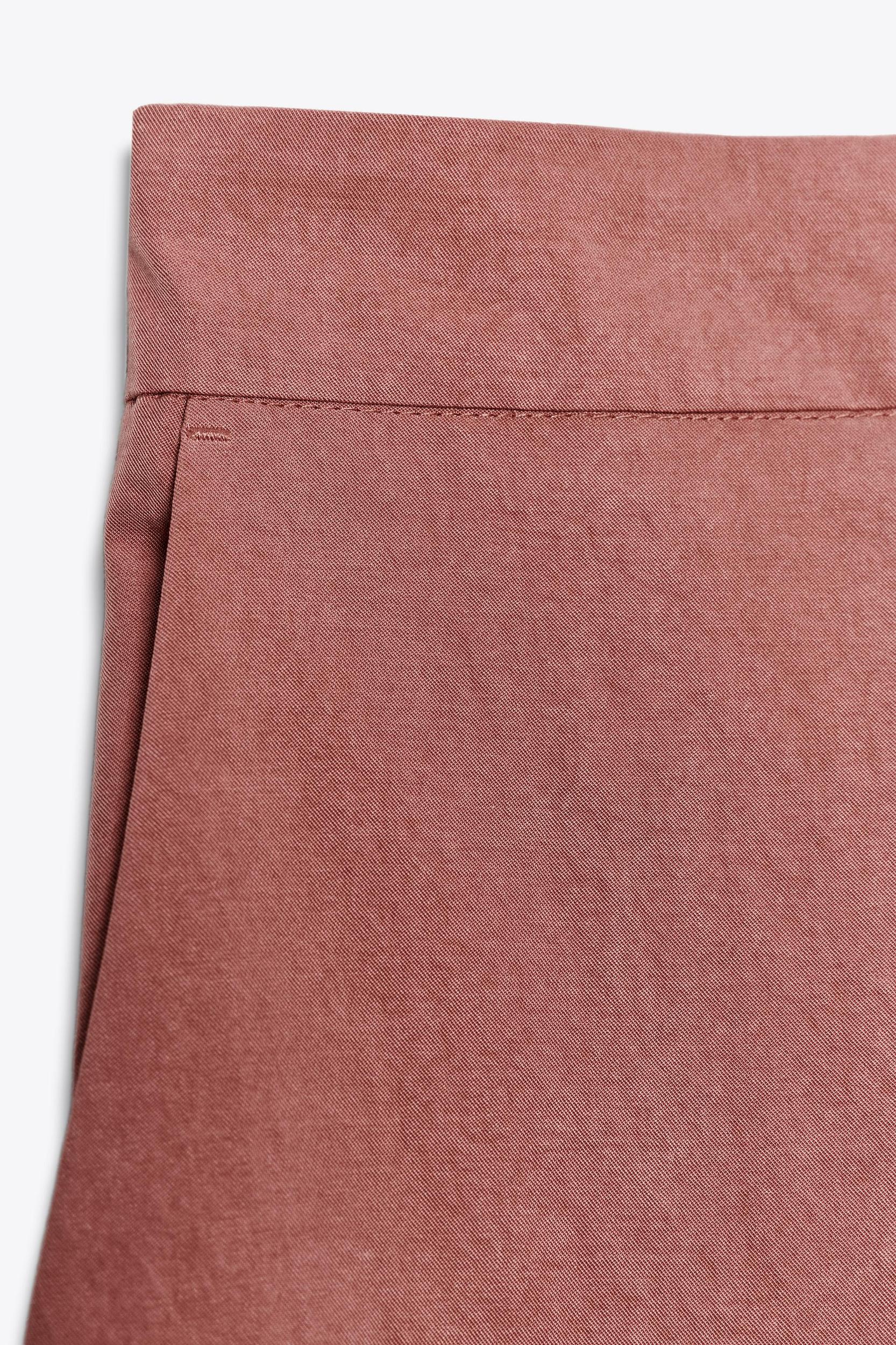 STRAIGHT LEG ELASTIC WAIST PANTS Product Image