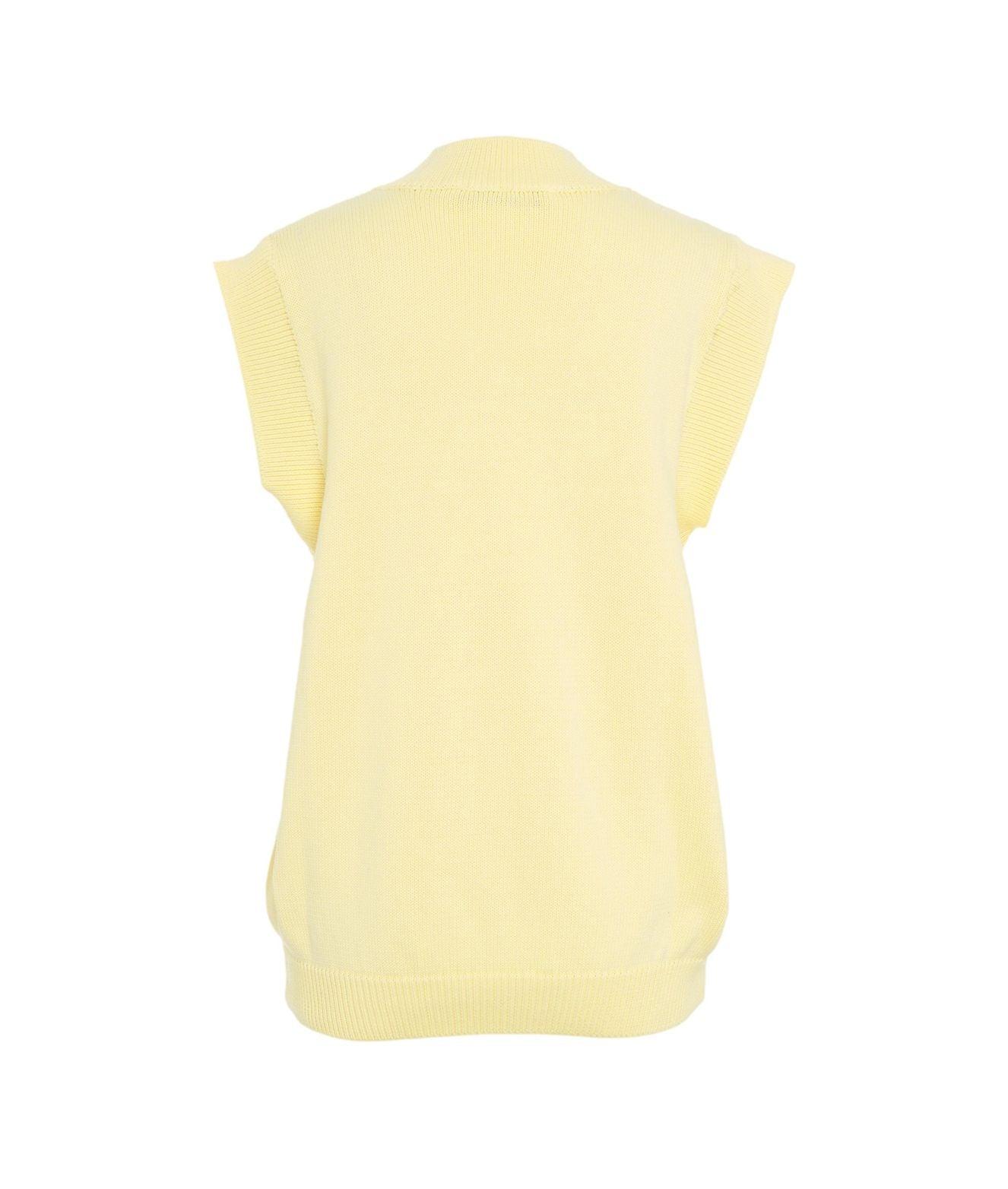 Knit vest Product Image