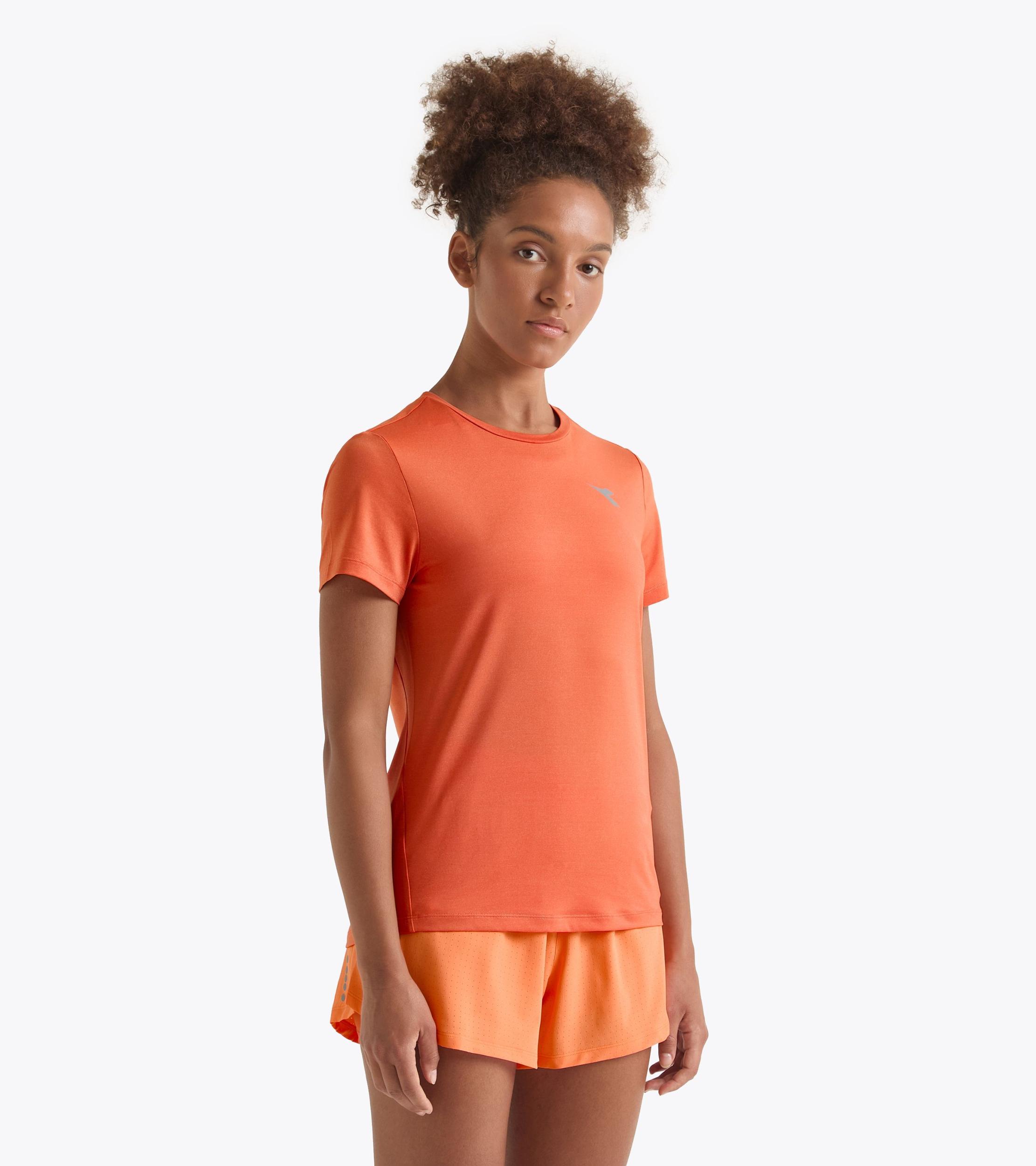 L. SS T-SHIRT TECH RUN CREW Product Image