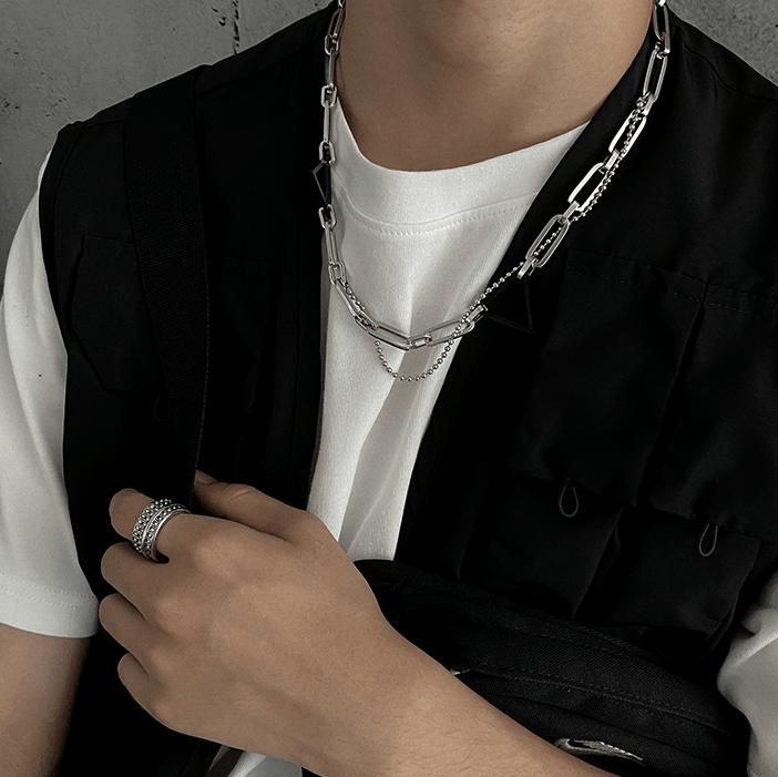 TRIANGLE CHAIN NECKLACE Product Image