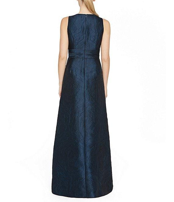 Kay Unger Jacquard V-Neck Sleeveless Pleated Gown Product Image