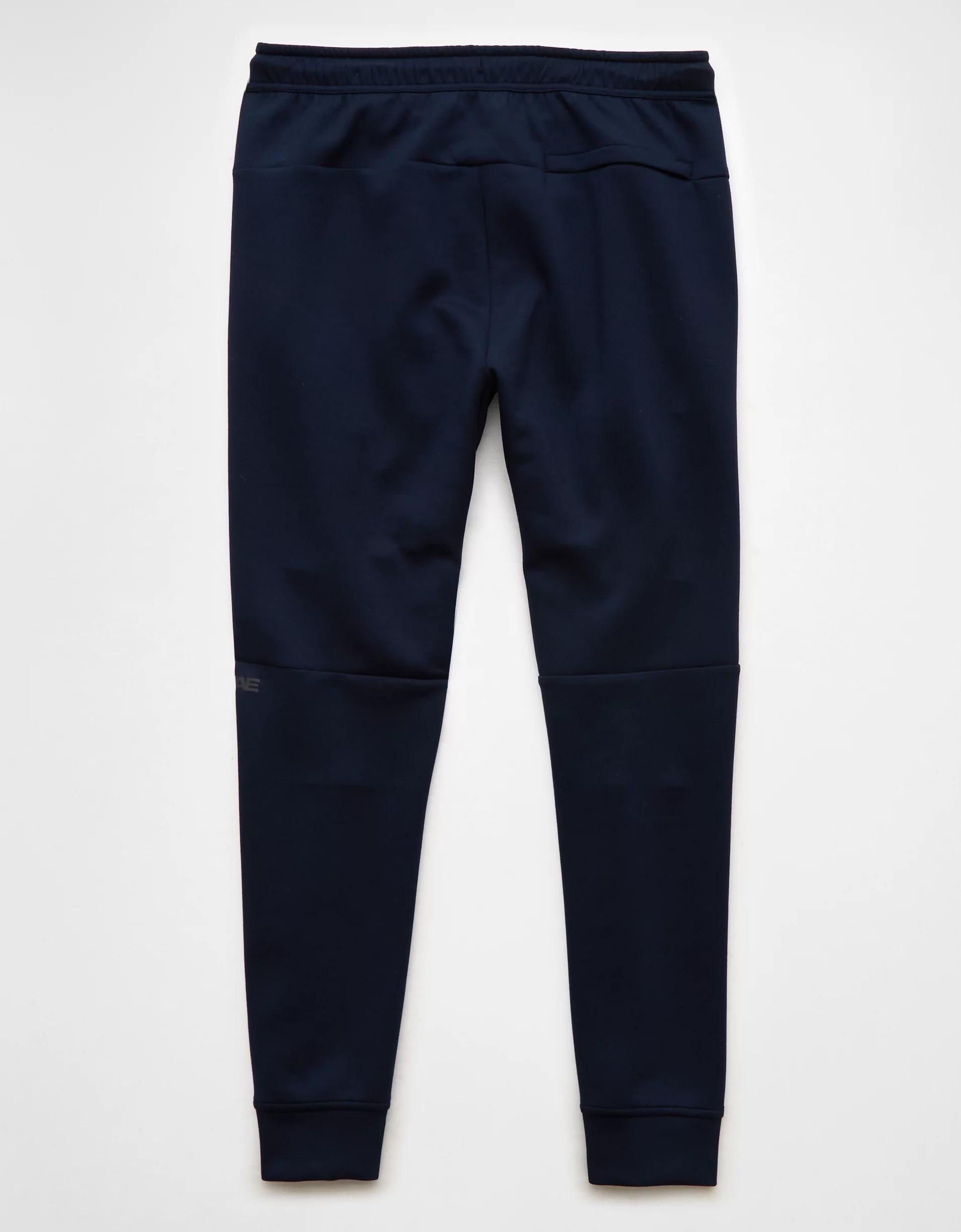 AE 24/7 Jogger Product Image