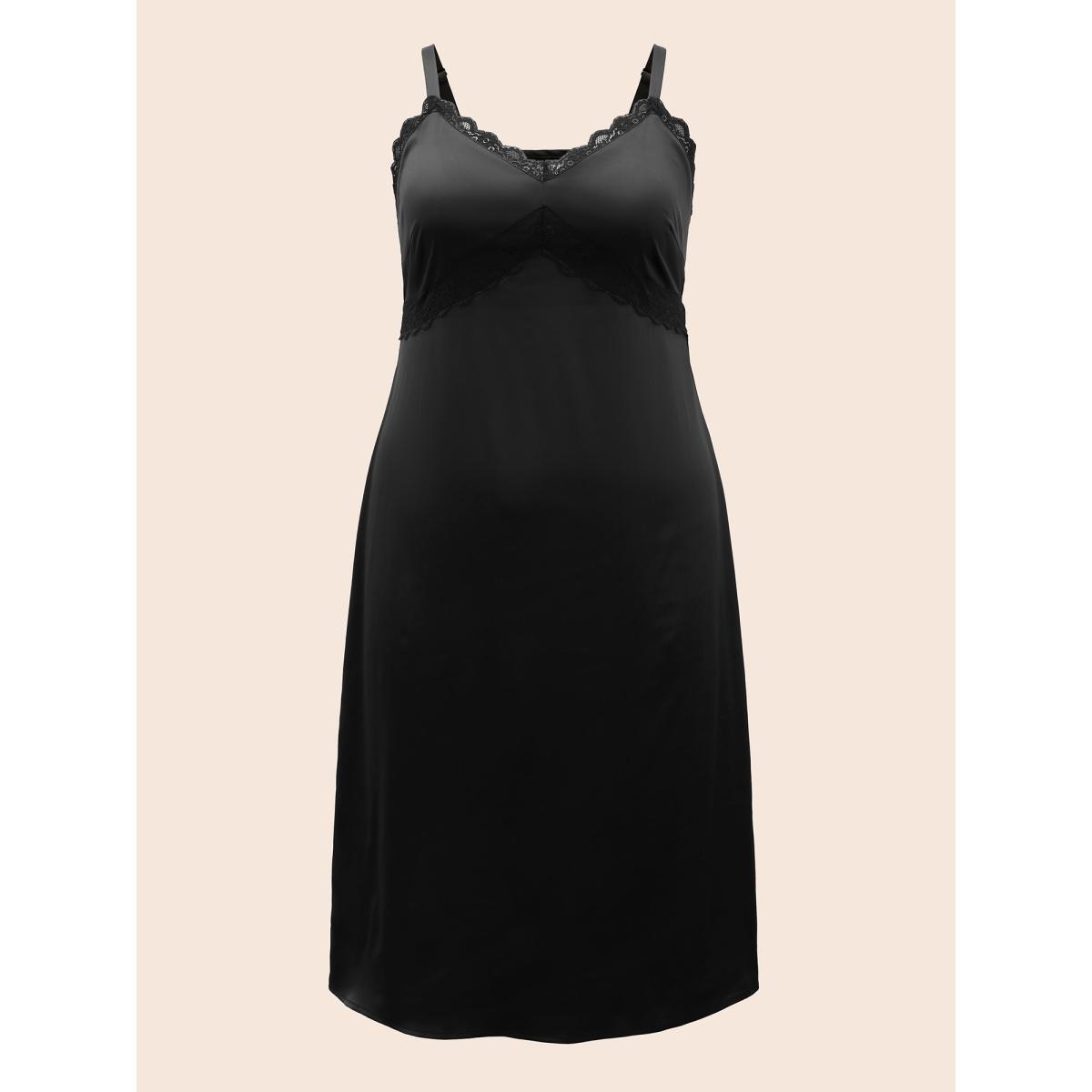 Plus Size Lace Panel Shirred Cami Dress Black Women Elegant Woven ribbon&lace trim V-neck Sleeveless Curvy BloomChic 22-24/3X Product Image