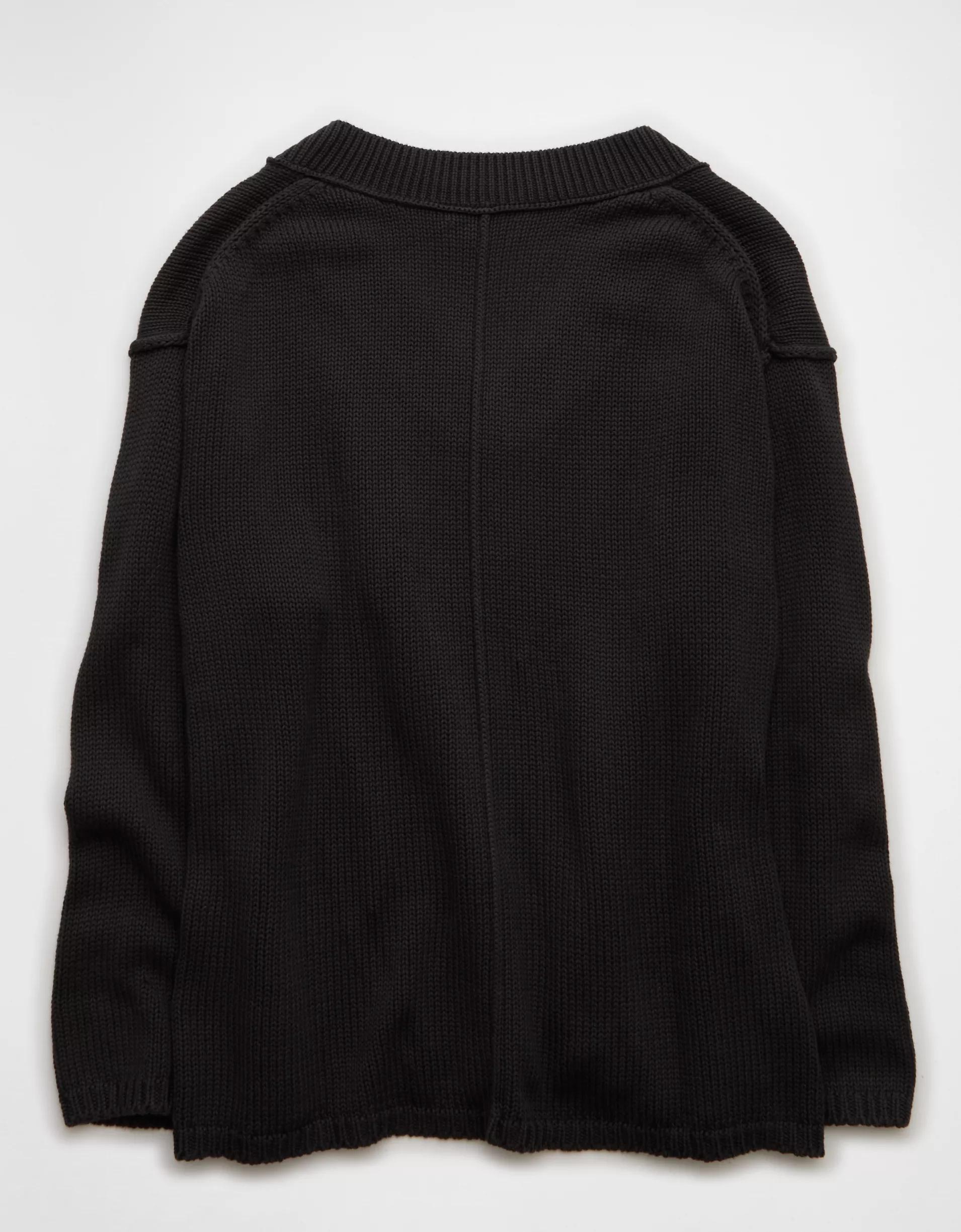 AE Big Hug V-Neck Sweater Product Image