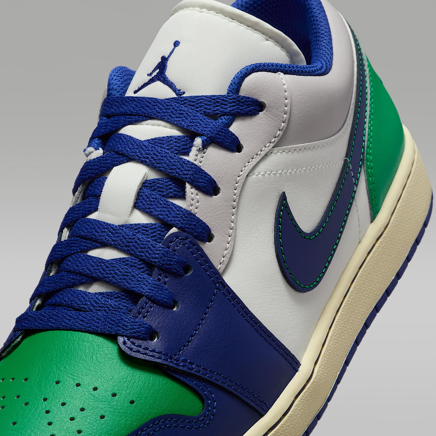 Mens Air Jordan 1 Low Shoes | 553558-147 Product Image