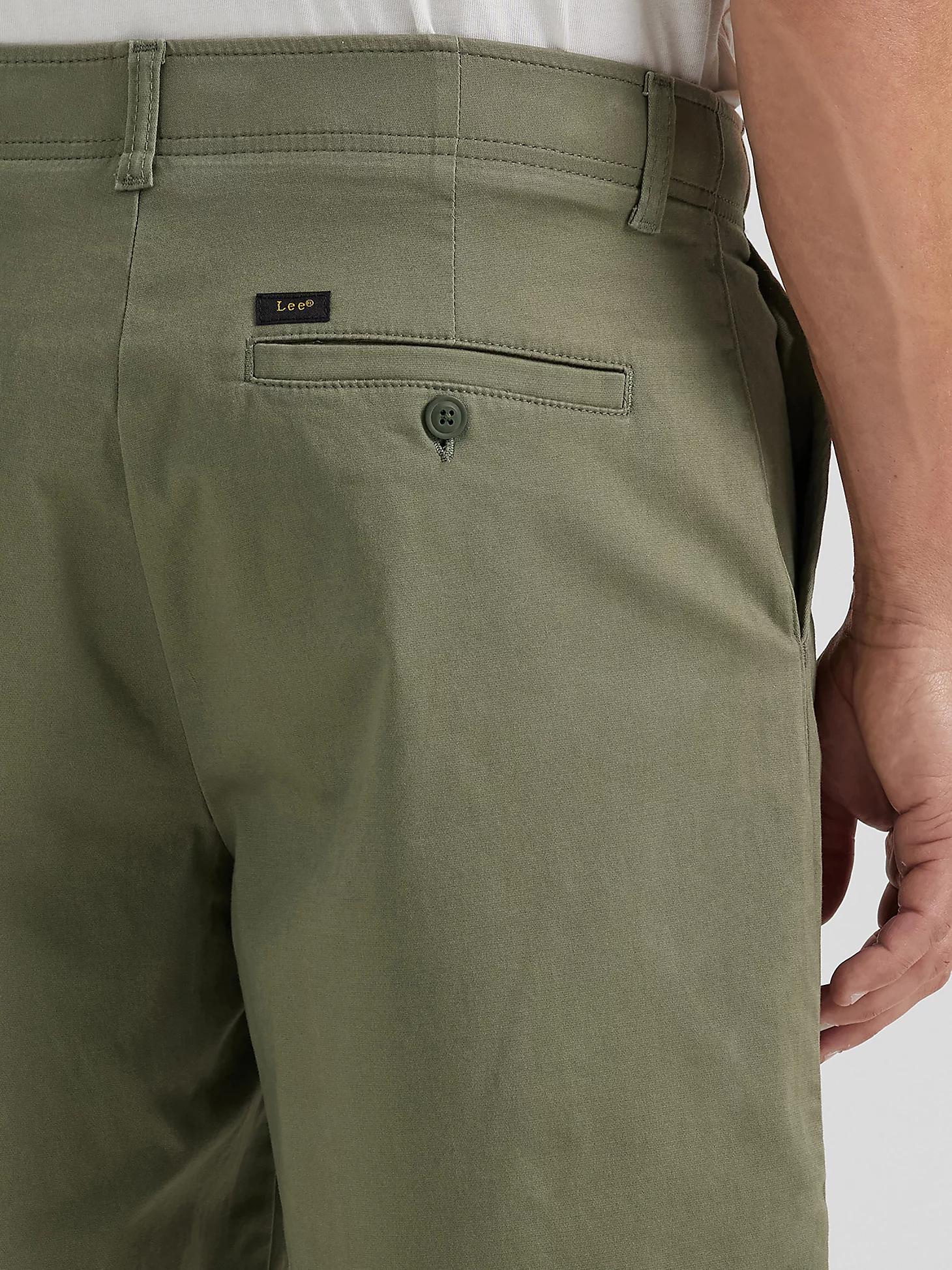 Men’s Extreme Motion Short | Khaki Cargo Shorts| Lee® Product Image