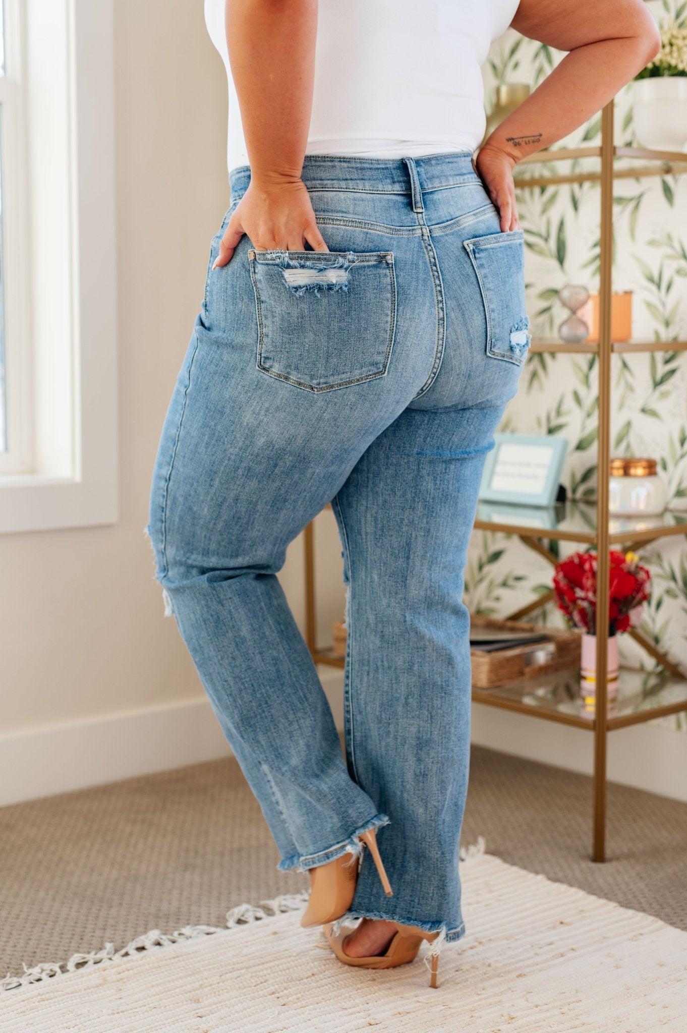 Rose High Rise 90's Straight Jeans in Light Wash (Online Exclusive) Product Image