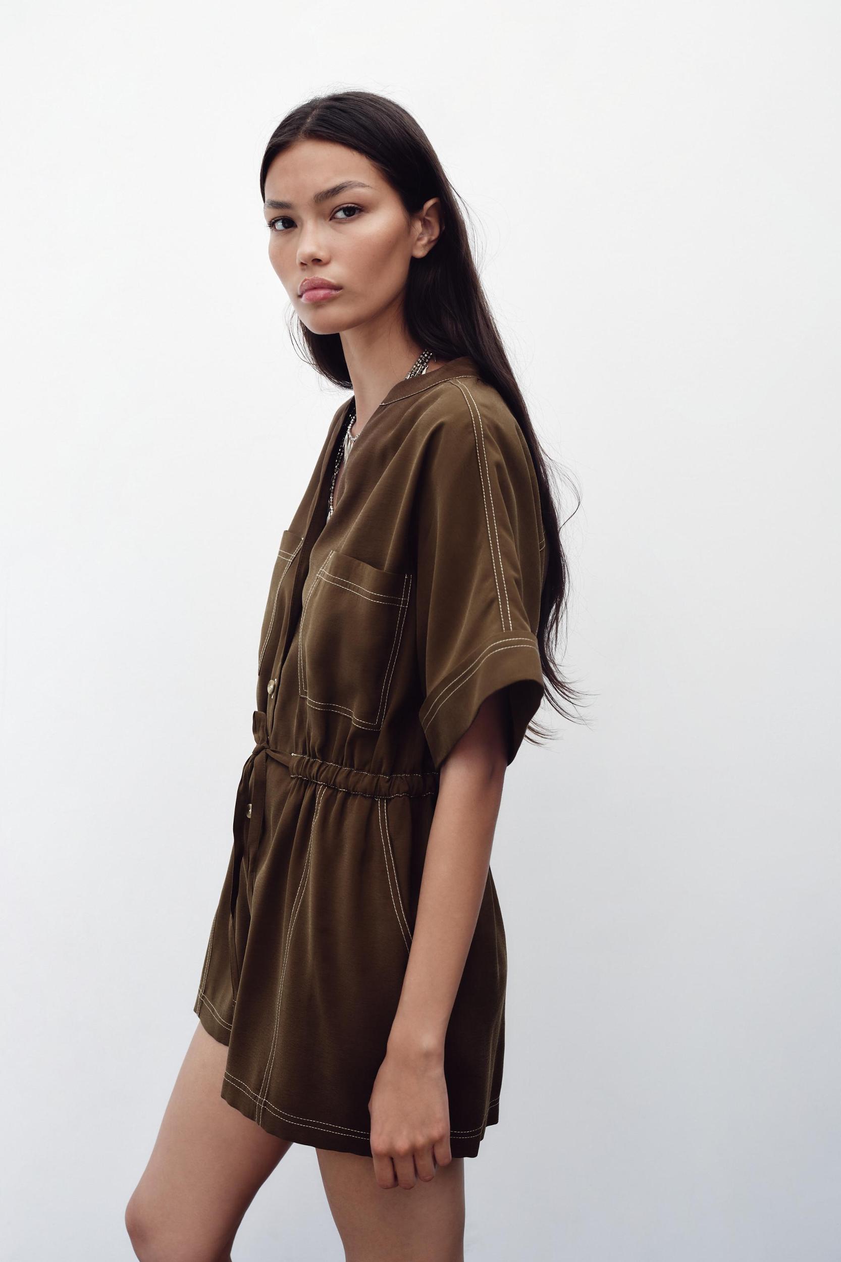 SHORT JUMPSUIT WITH TOPSTITCHING Product Image
