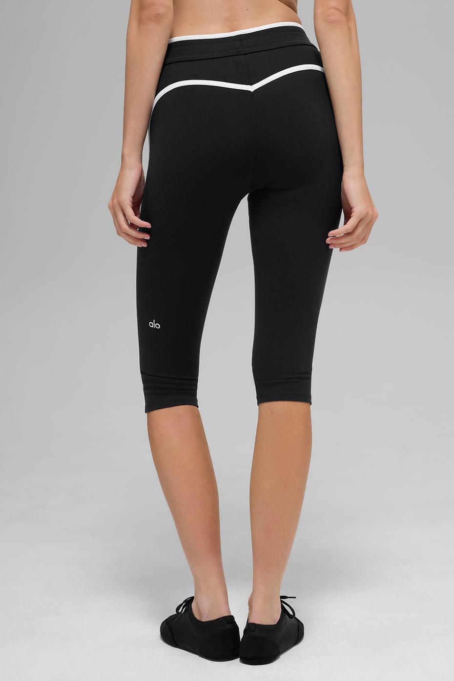 Airbrush High-Waist Race Pace Capri - Black/White Product Image
