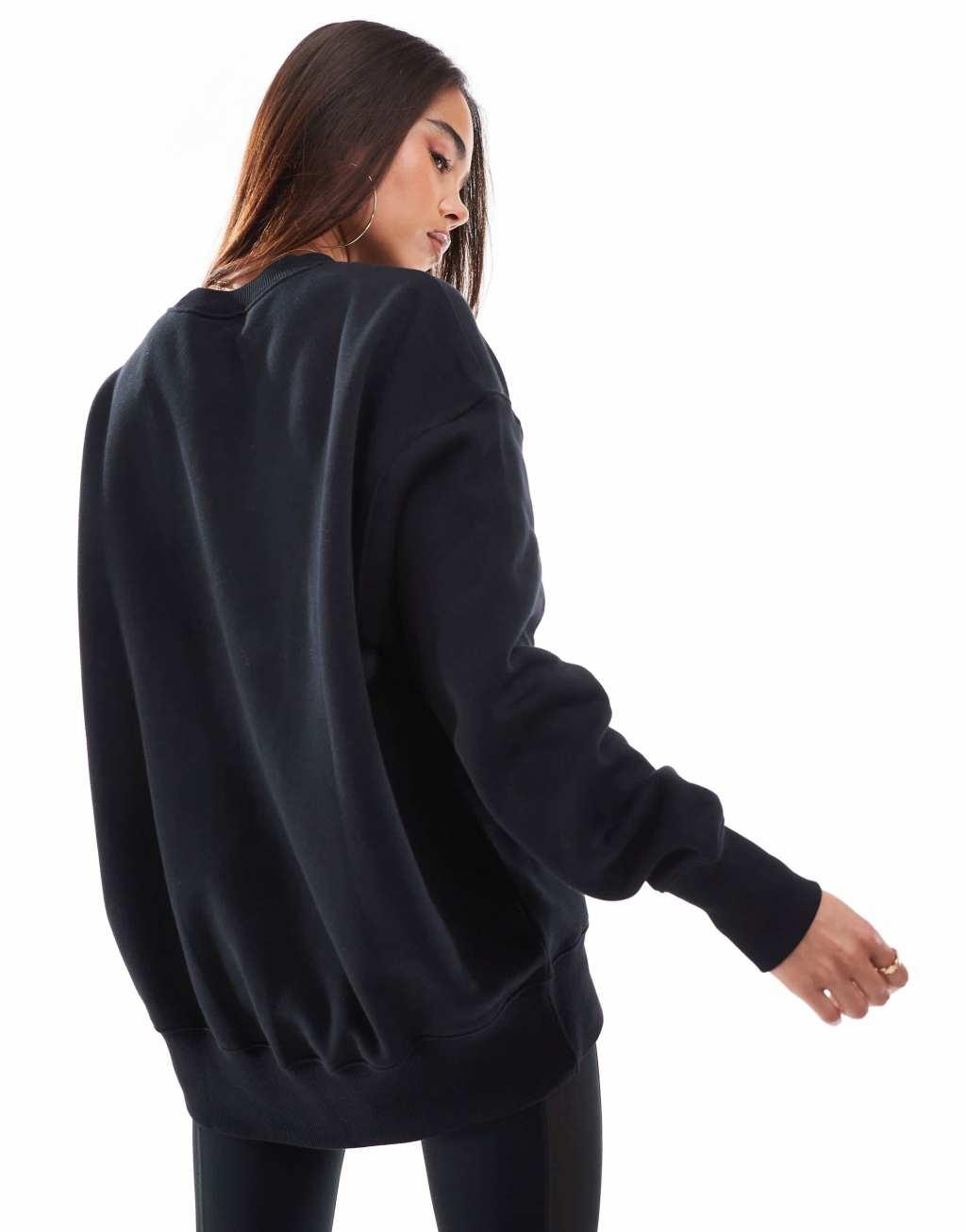 Nike Phoenix Fleece oversized sweatshirt Product Image