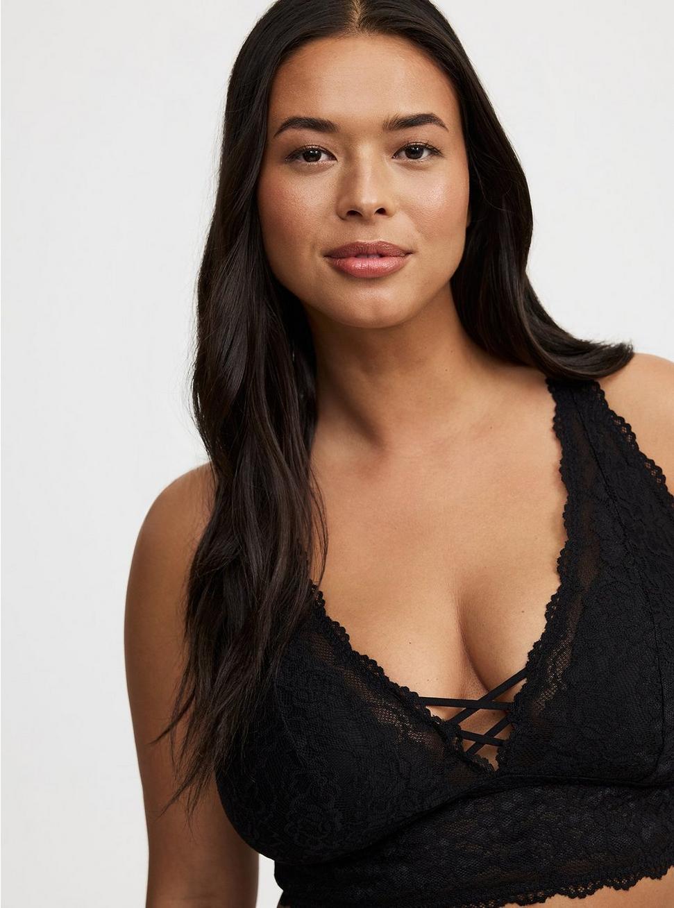 Lightly Lined Lace Bralette Product Image