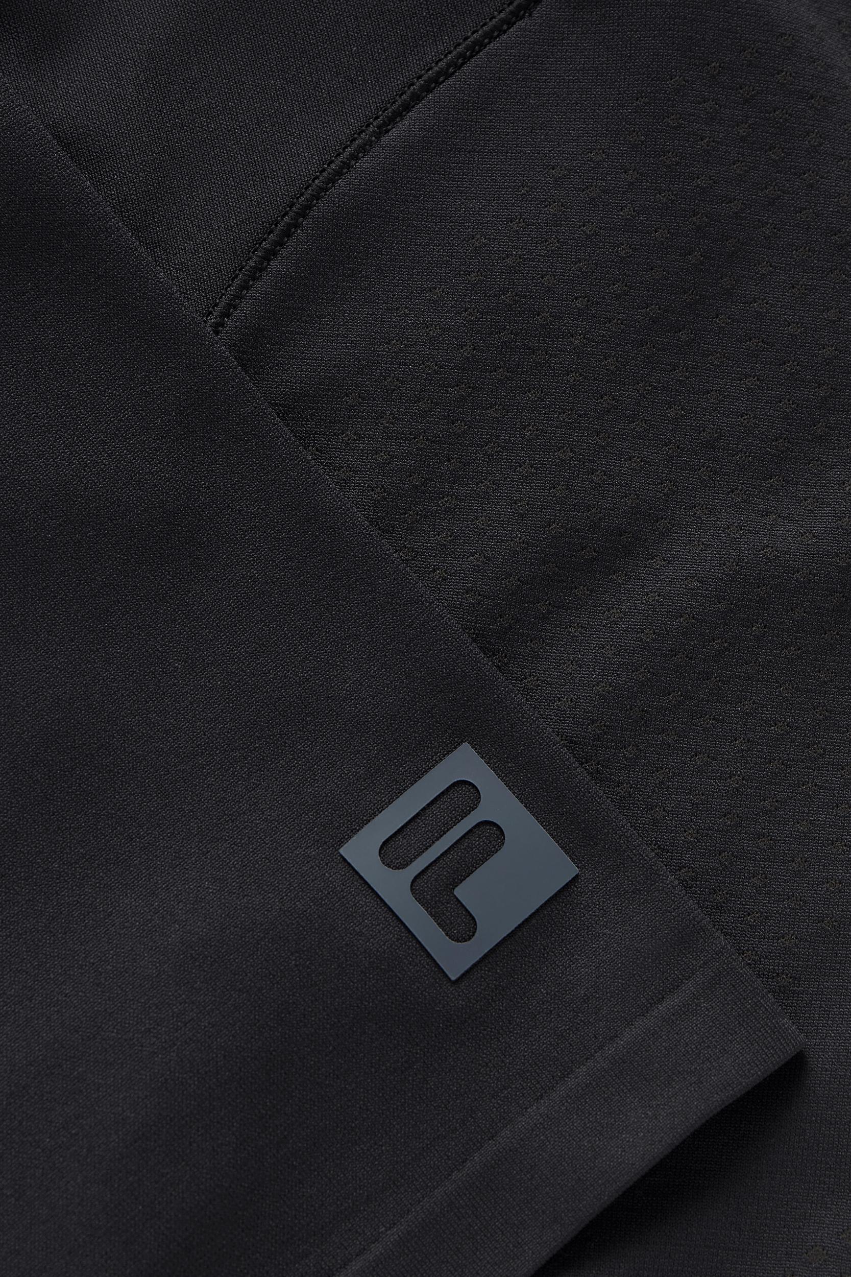 Lucky Ace Short Sleeve Seamless Crew Product Image