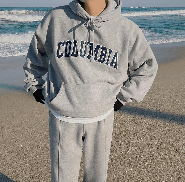 RT No. 6236 COLUMBIA LETTERED PULLOVER HOODIE Product Image