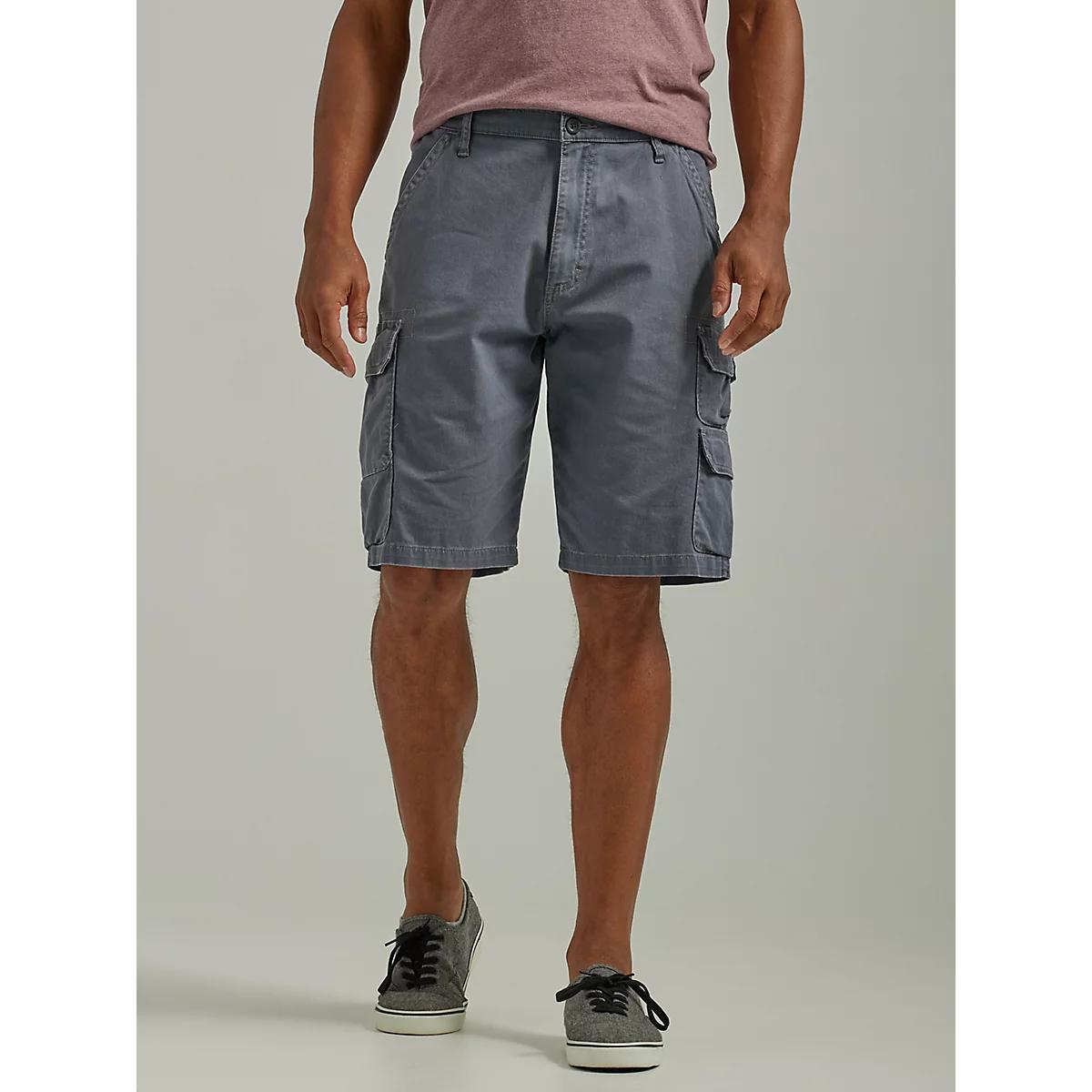 Wrangler® Men's Five Star Premium Stacked Cargo Short in Pewter Product Image