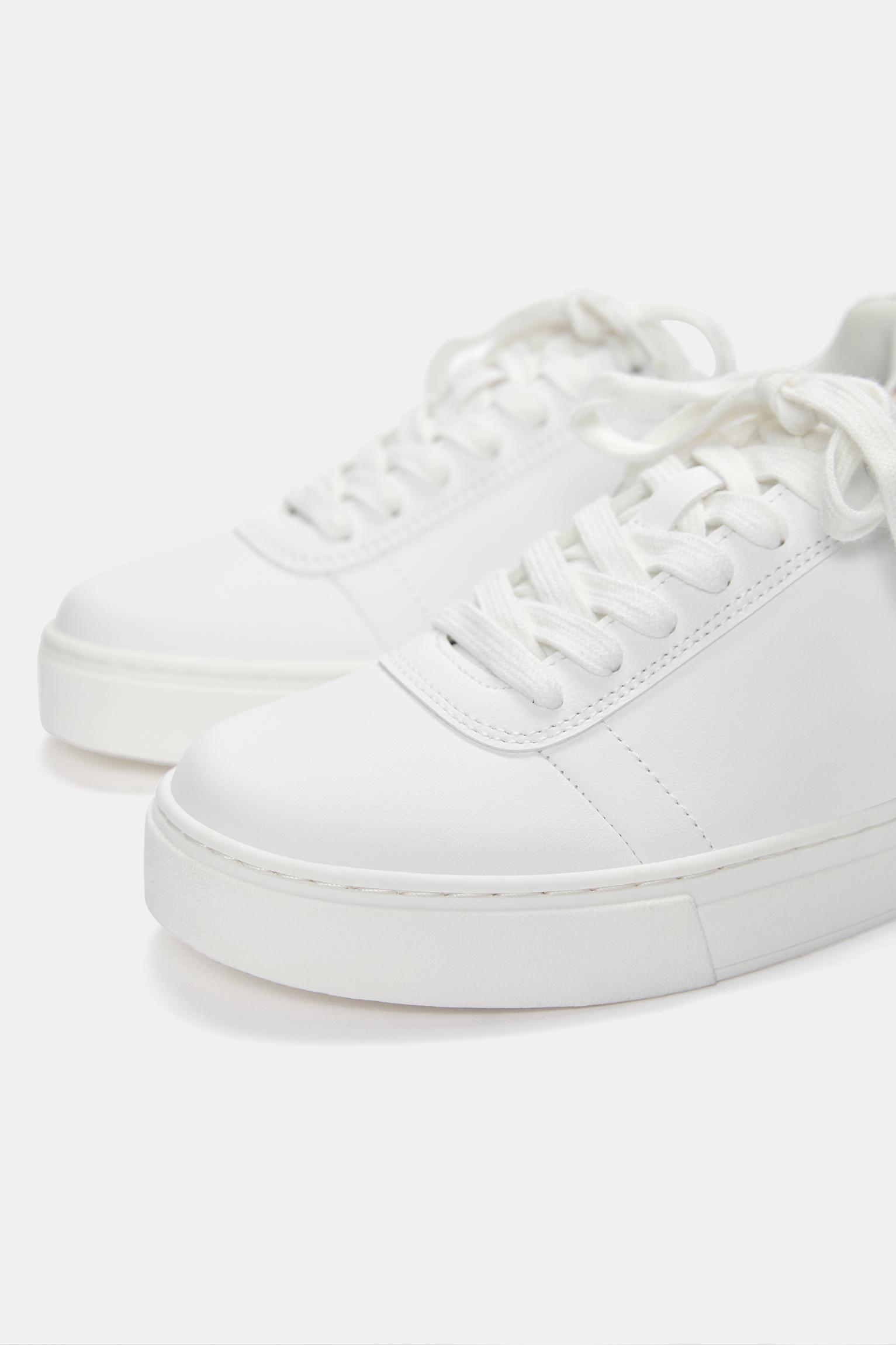 Sneakers with detail Product Image