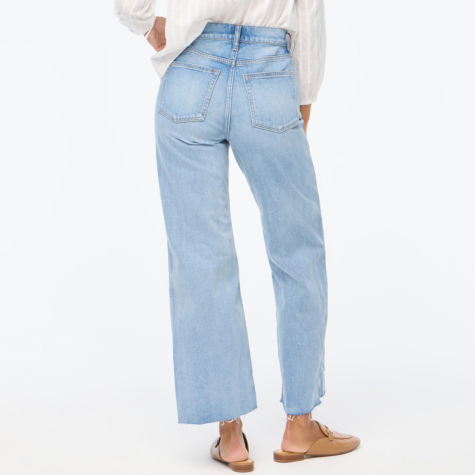 Wide-leg cropped jean in all-day stretch Product Image