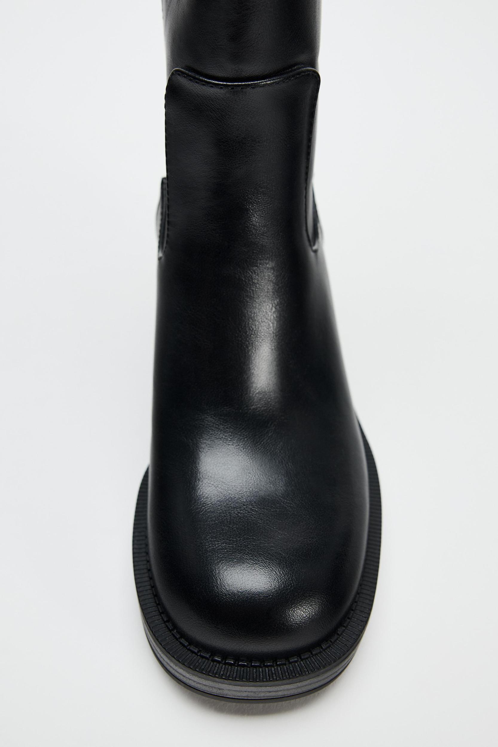 WIDE HEELED BOOTS Product Image