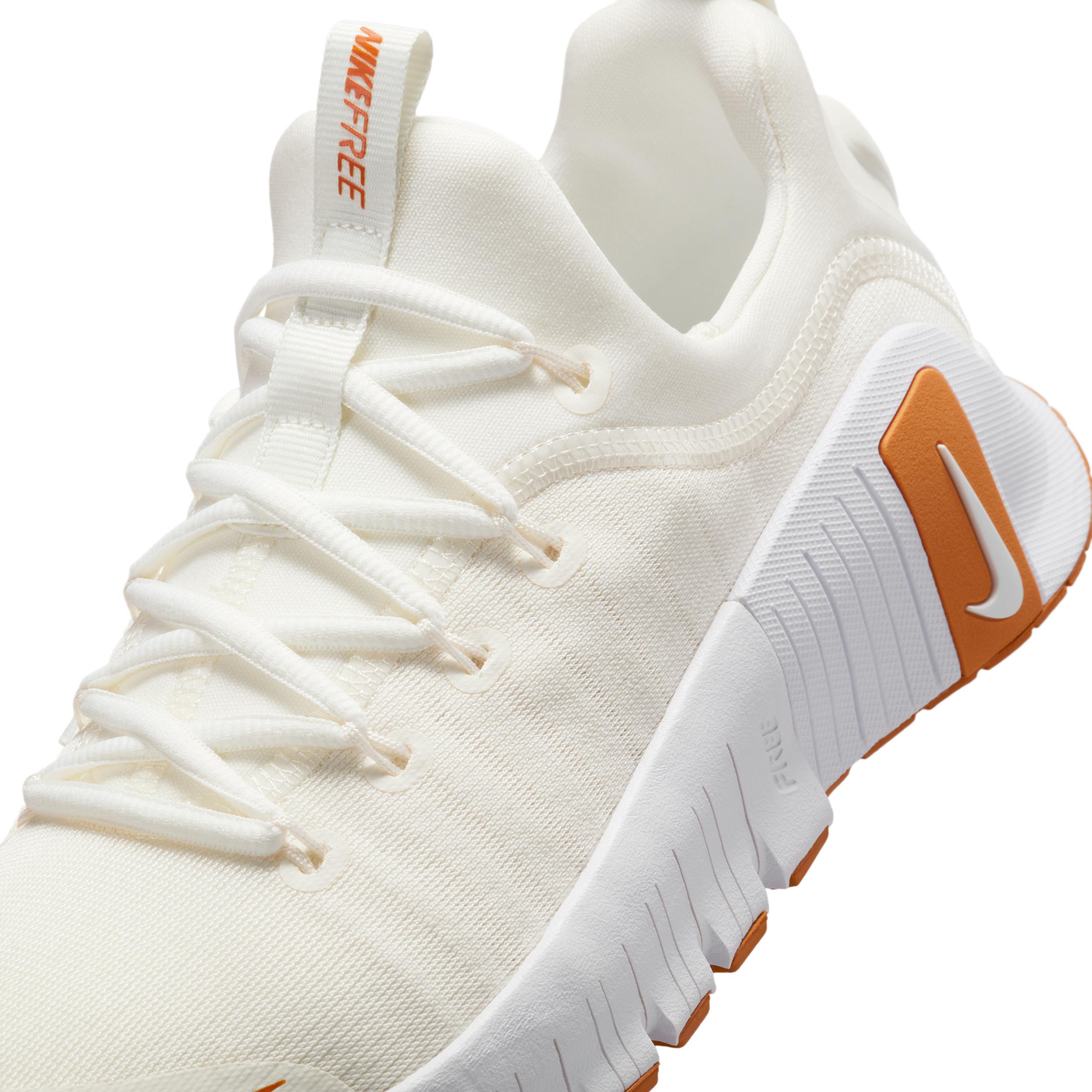Nike Women's Free Metcon 6 Workout Shoes Product Image