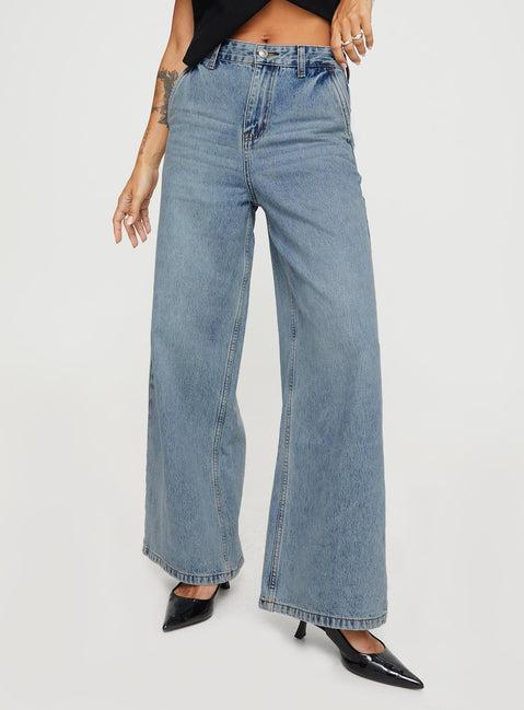 Jewelz High Rise Wide Leg Jeans Light Wash Product Image