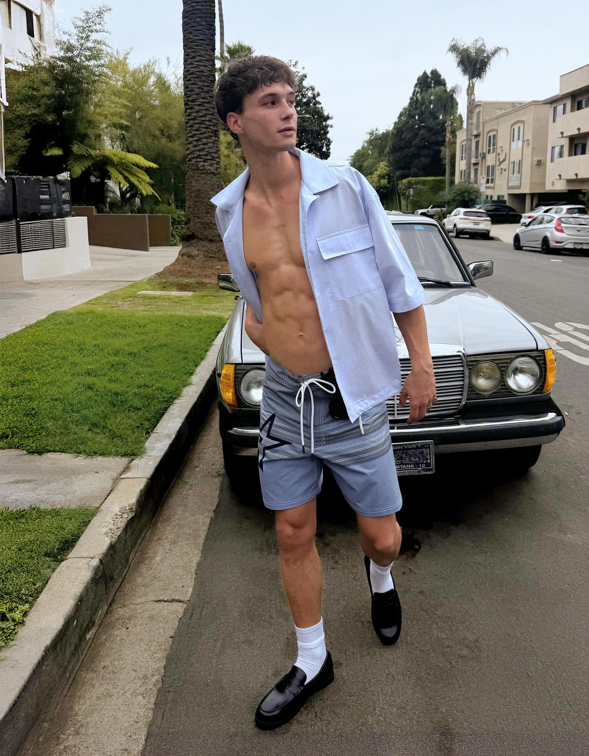 Oversize short sleeve poplin shirt Product Image