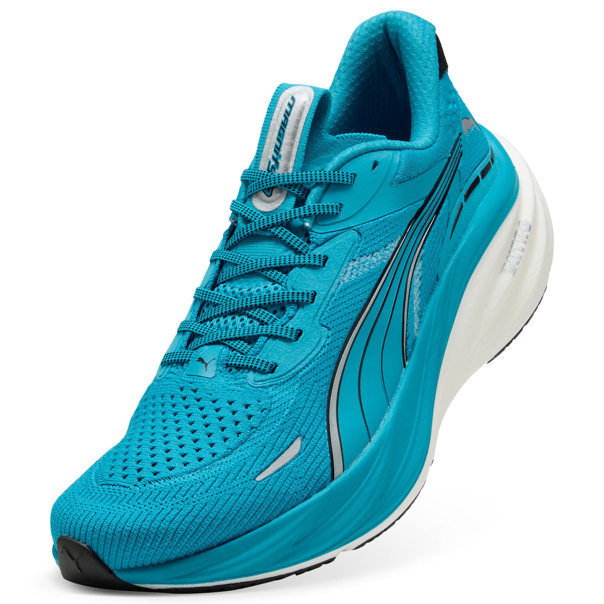 PUMA Magnify NITROâ¢ 3 Running Shoes Men in Speed Blue/Black Product Image