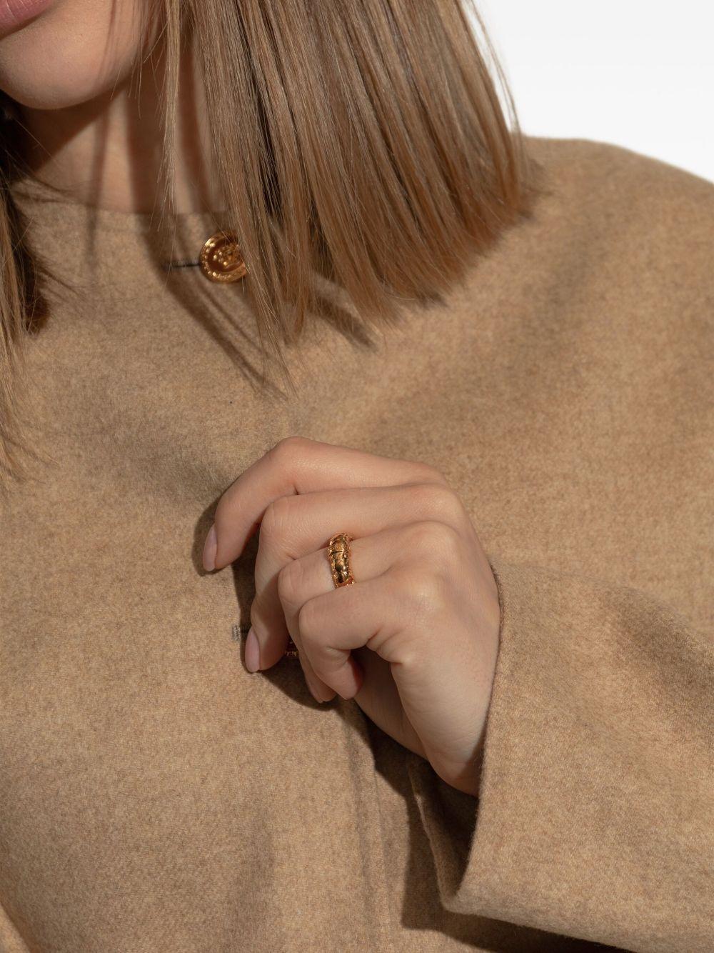 Greca-engraved ring Product Image