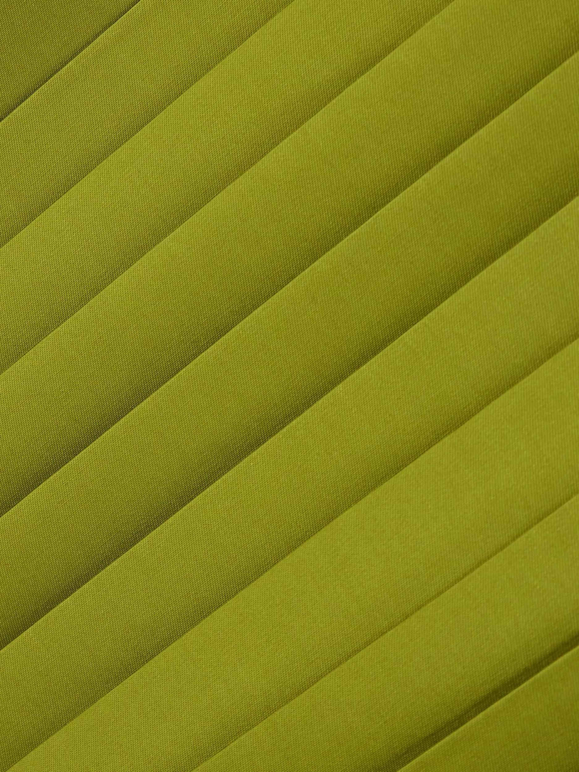 High Waisted Loose Pleated Solid Color Split-Side Skirts Product Image