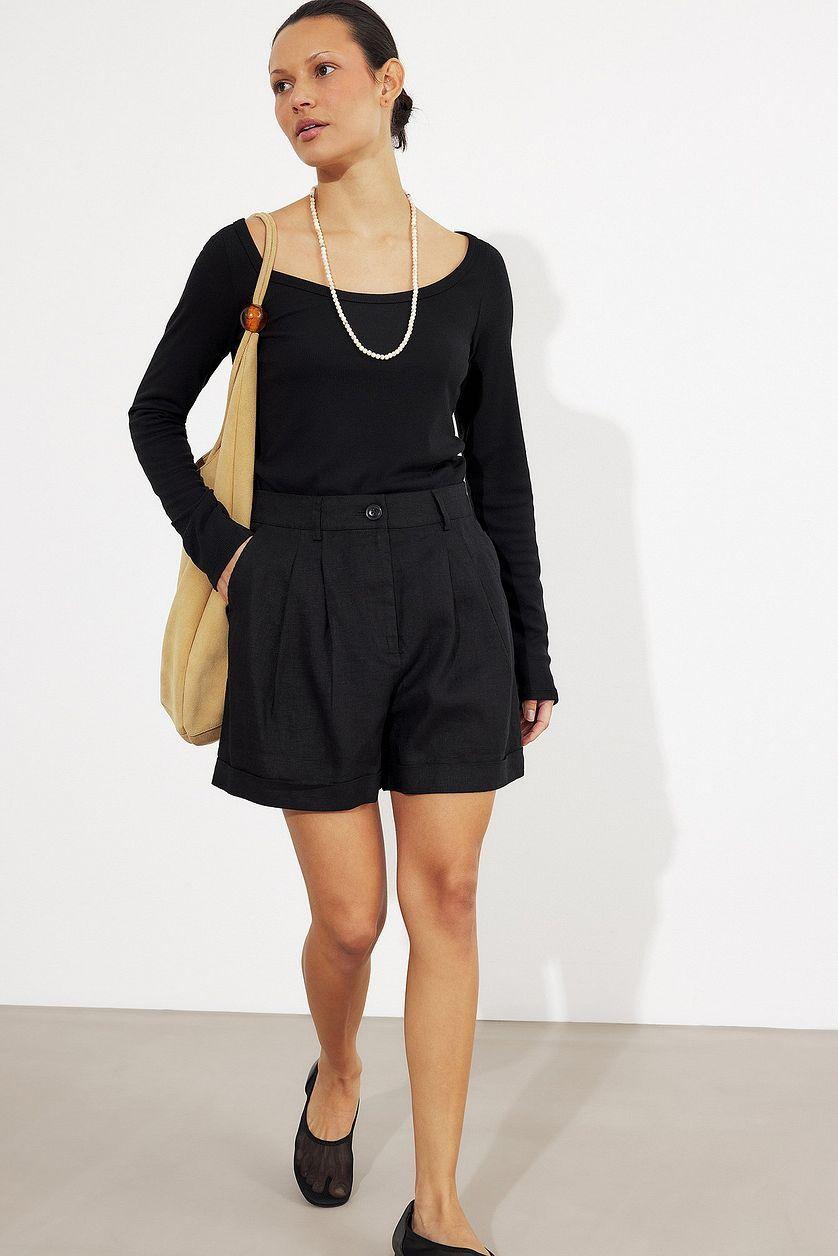 Scoop Neck Ribbed Top Product Image