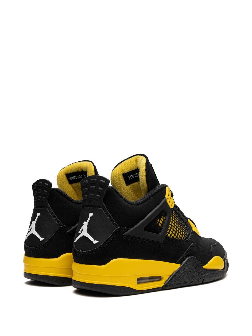 Air Jordan 4 Retro "Thunder 2023" sneakers Product Image