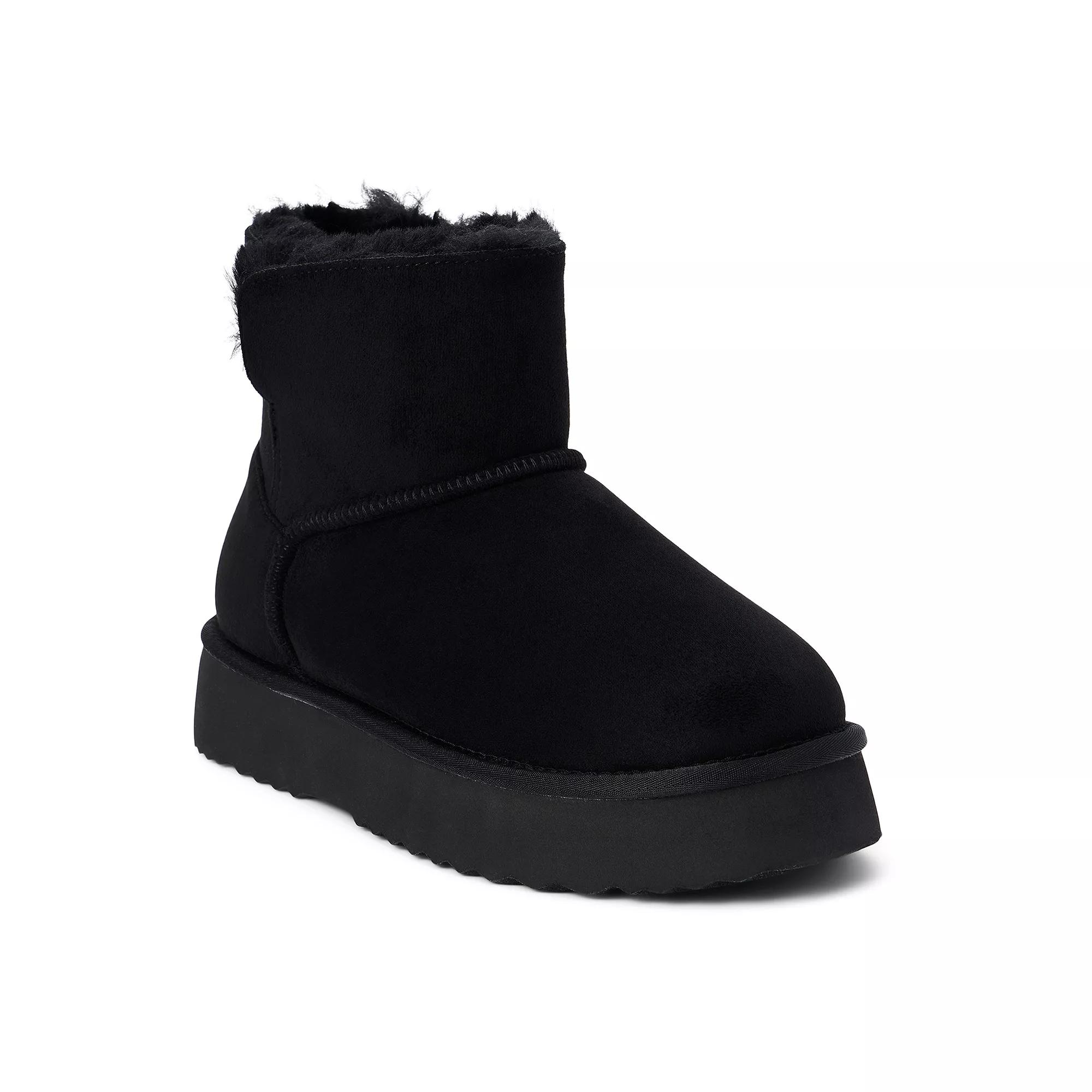 Beach Womens Yukon Shearling Boot Faux Furr Product Image