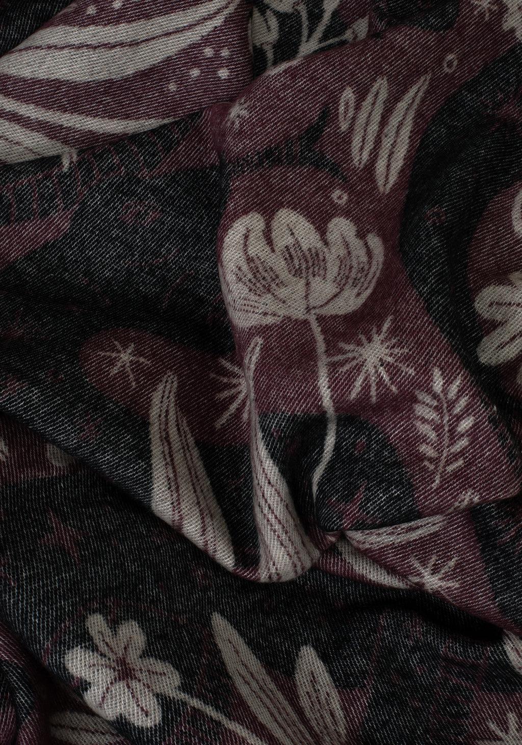 Deception Floral Snake Woven Blanket - Purple Product Image