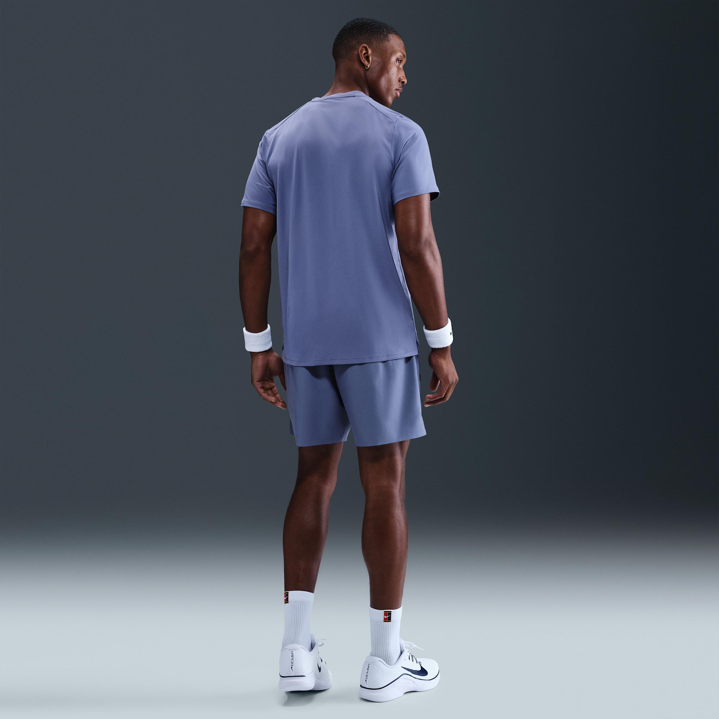 NikeCourt Advantage Men's Dri-FIT Tennis Top Product Image
