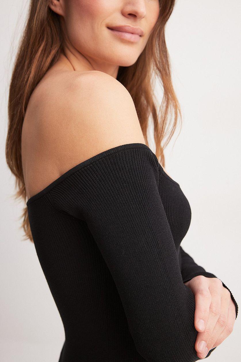Offshoulder Knitted Midi Dress Product Image