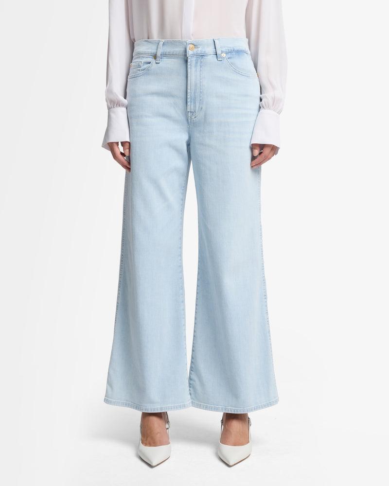 Left Hand Cropped Lotta Product Image