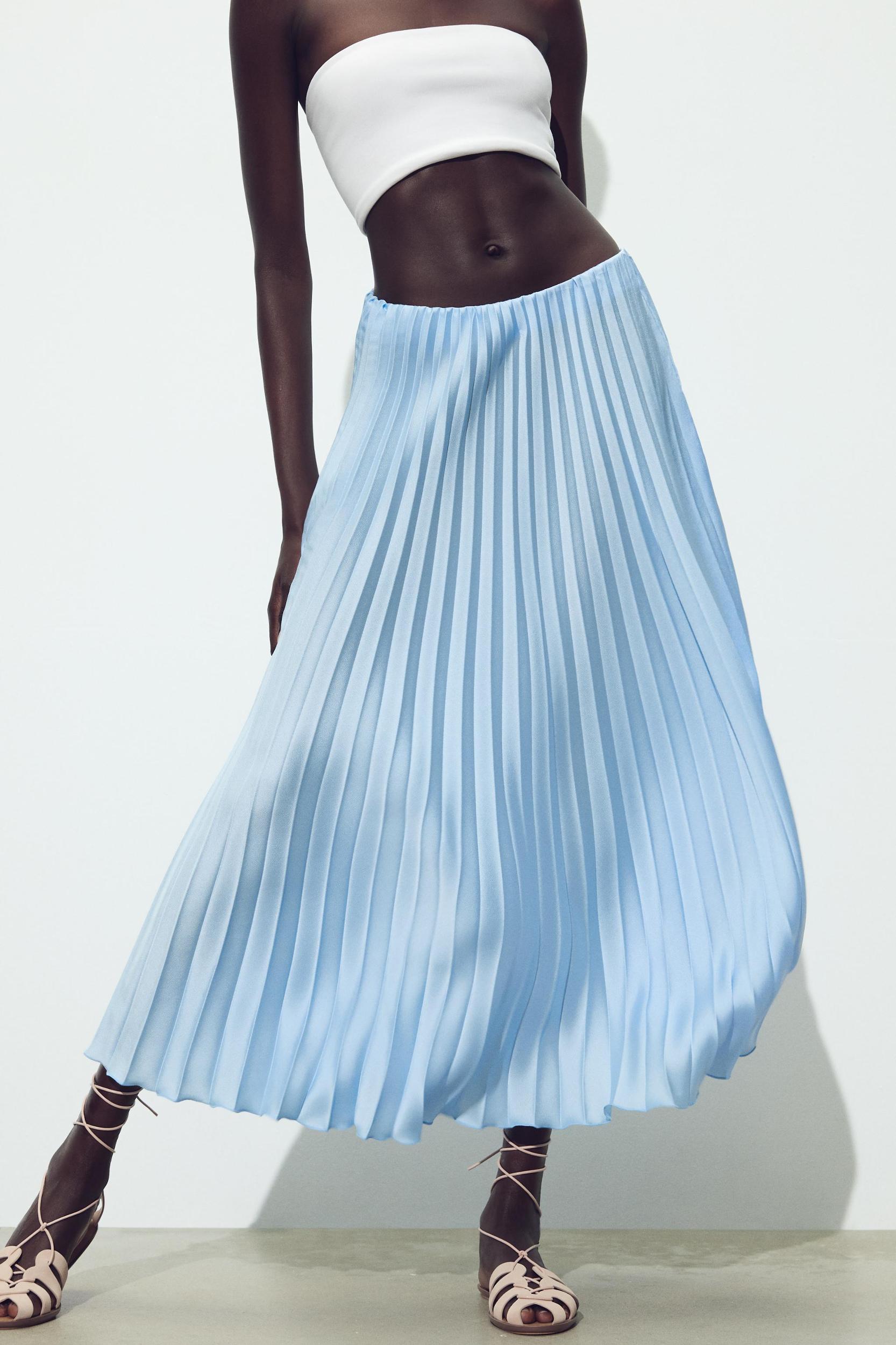 PLEATED MIDI SKIRT Product Image