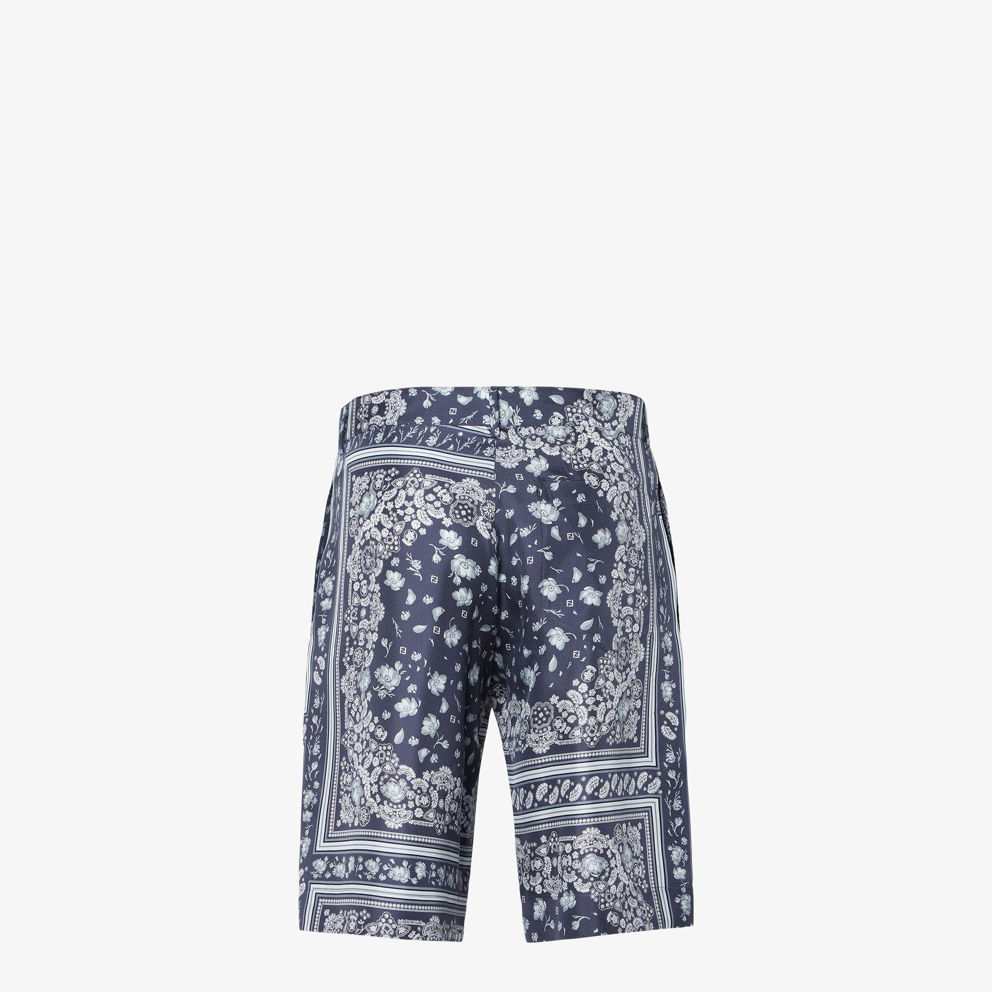 BermudasWhite and blue silk shorts Product Image