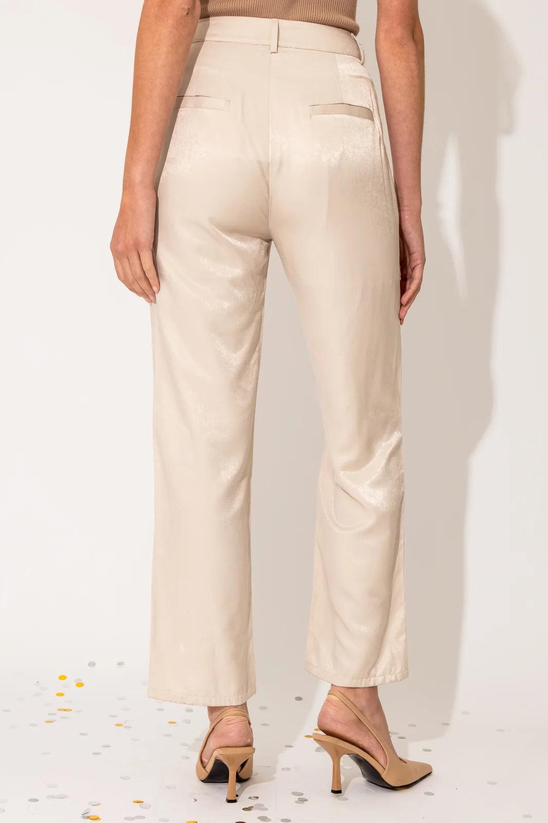 ASTRID PLEATED PANTS Product Image