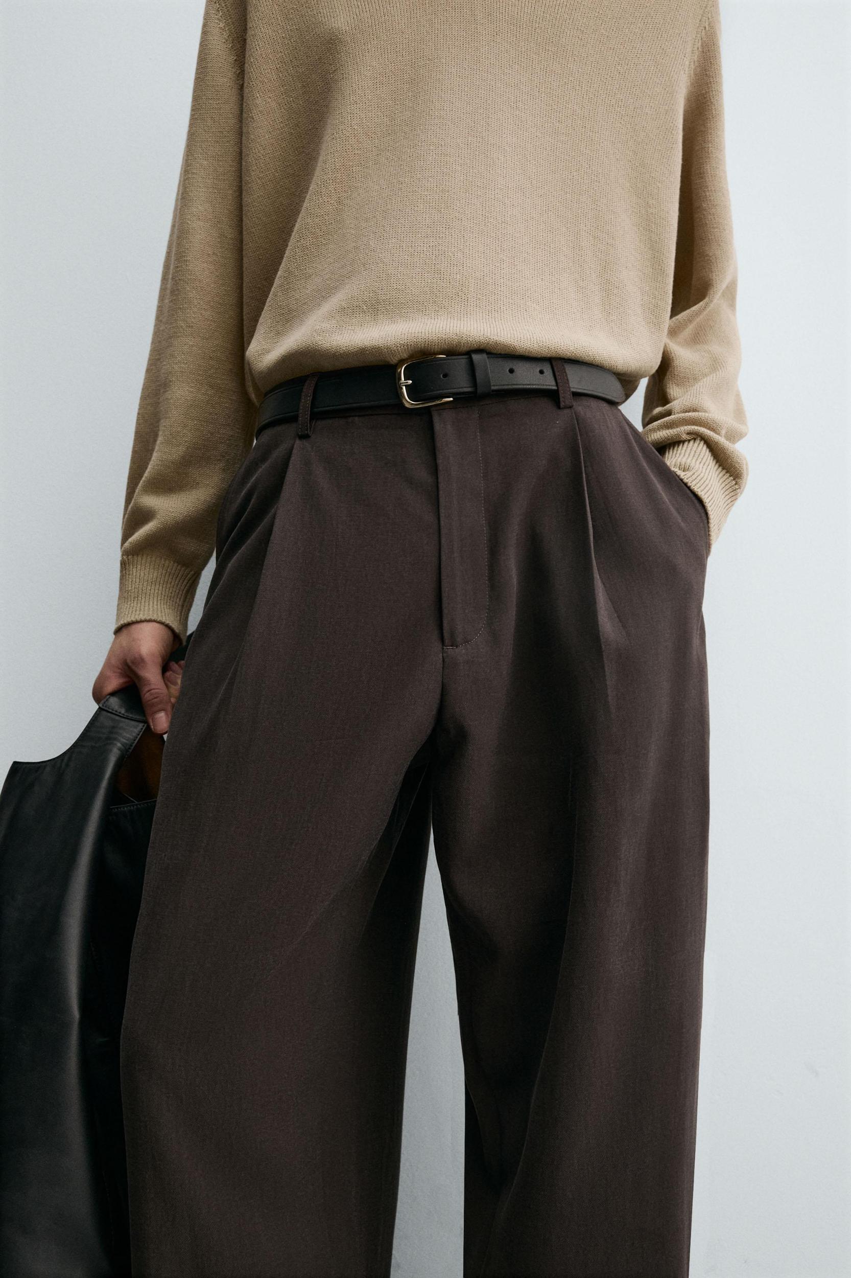 PLEATED FLOWY PANTS Product Image