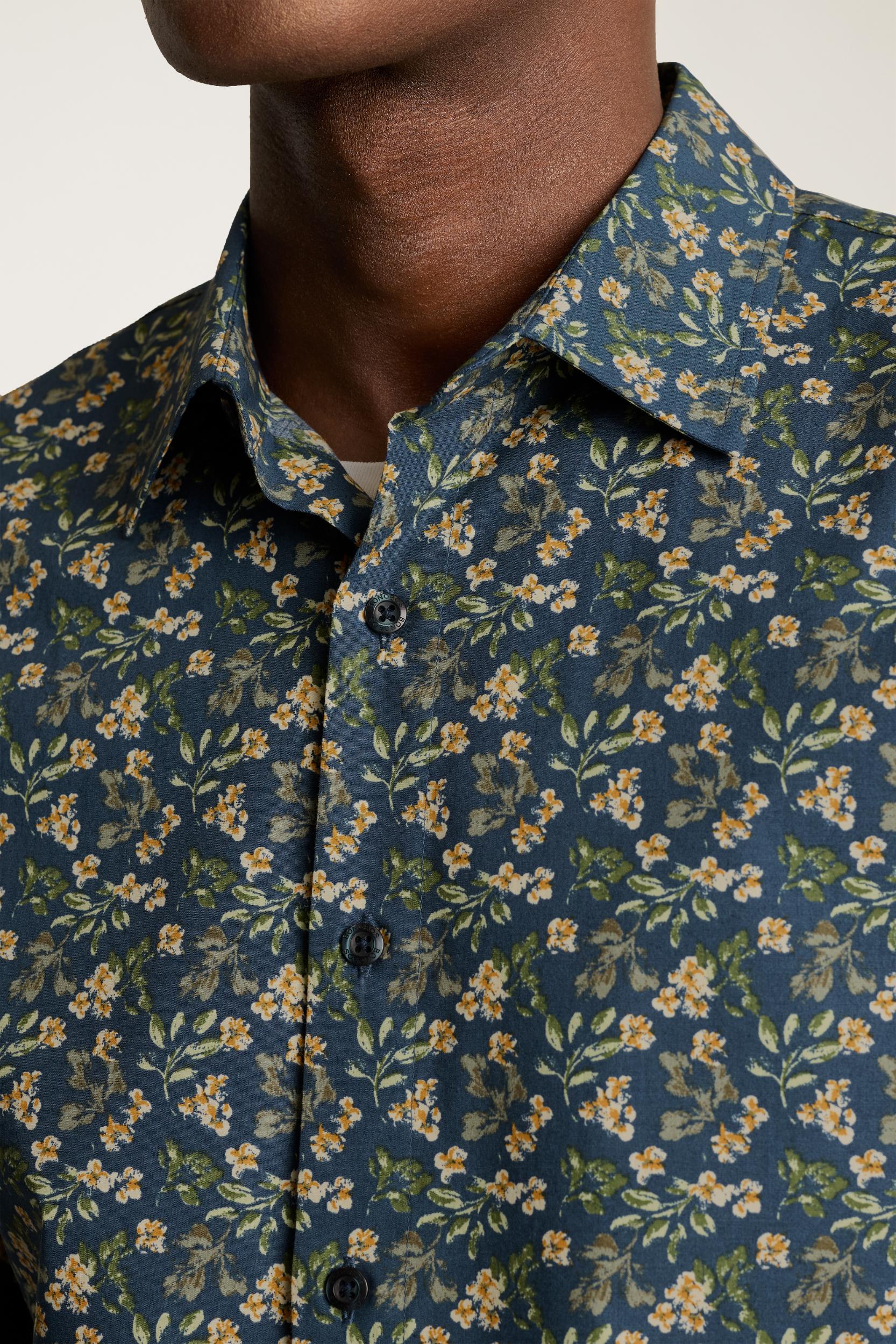 Riviera Short Sleeve Shirt Product Image