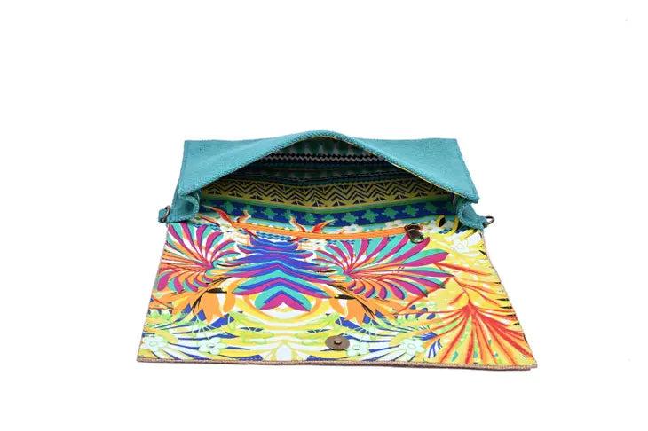 Palm Springs Clutch Product Image