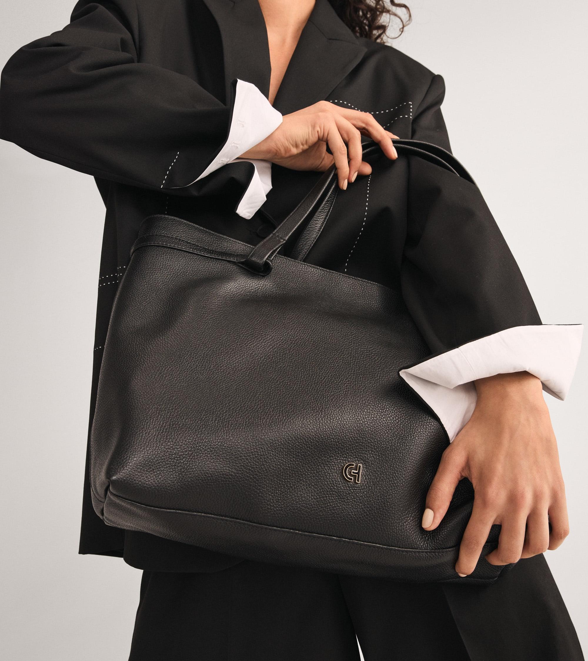 Leather Zip Card Case Product Image