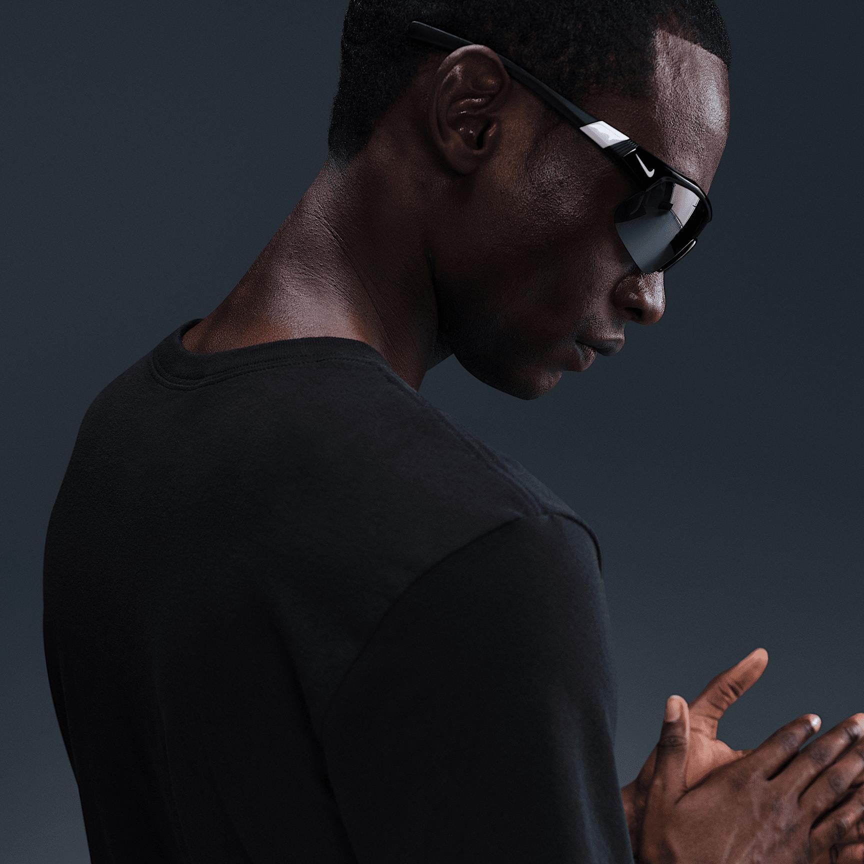 Nike Mens Swoosh Cheer T-Shirt | APS473-010 Product Image