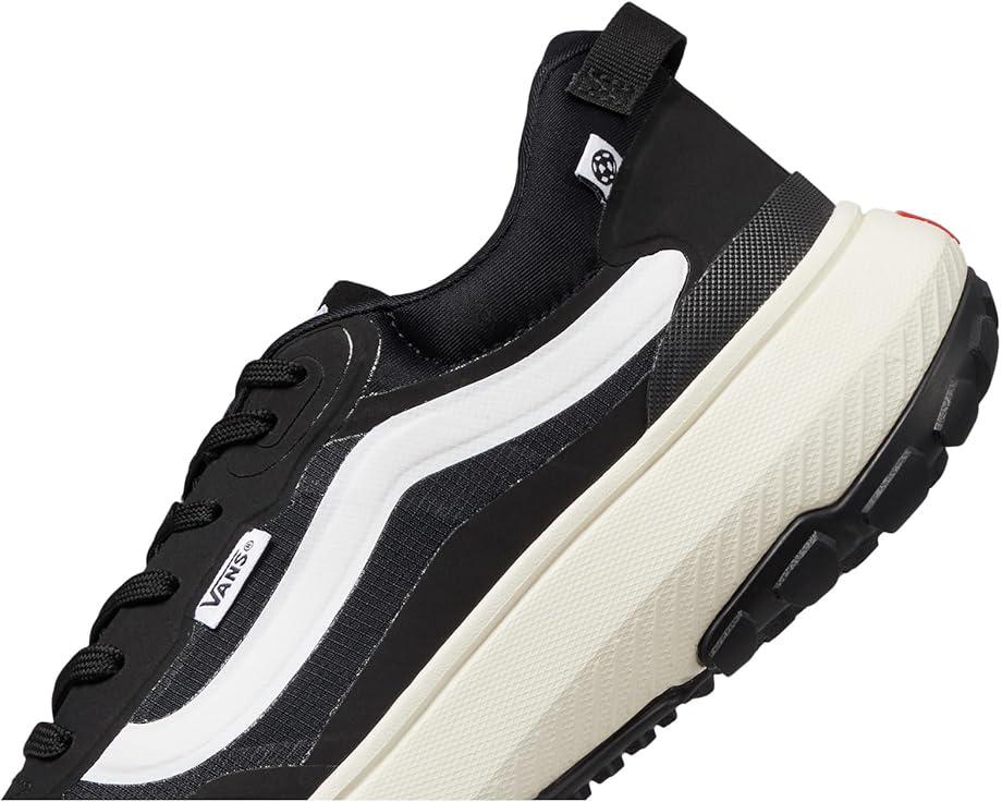 U MTE Crosspath Mid Product Image